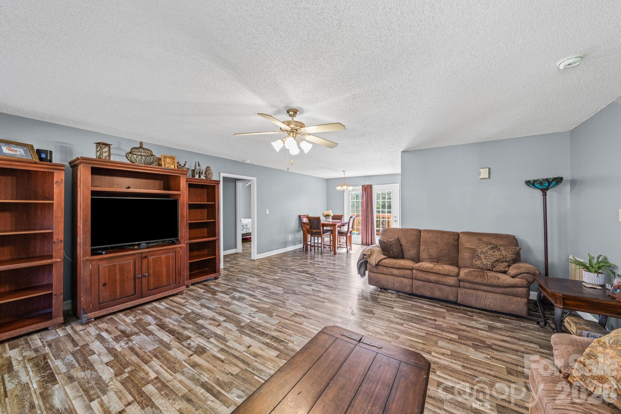 1024 Daniel Drive — Stanley