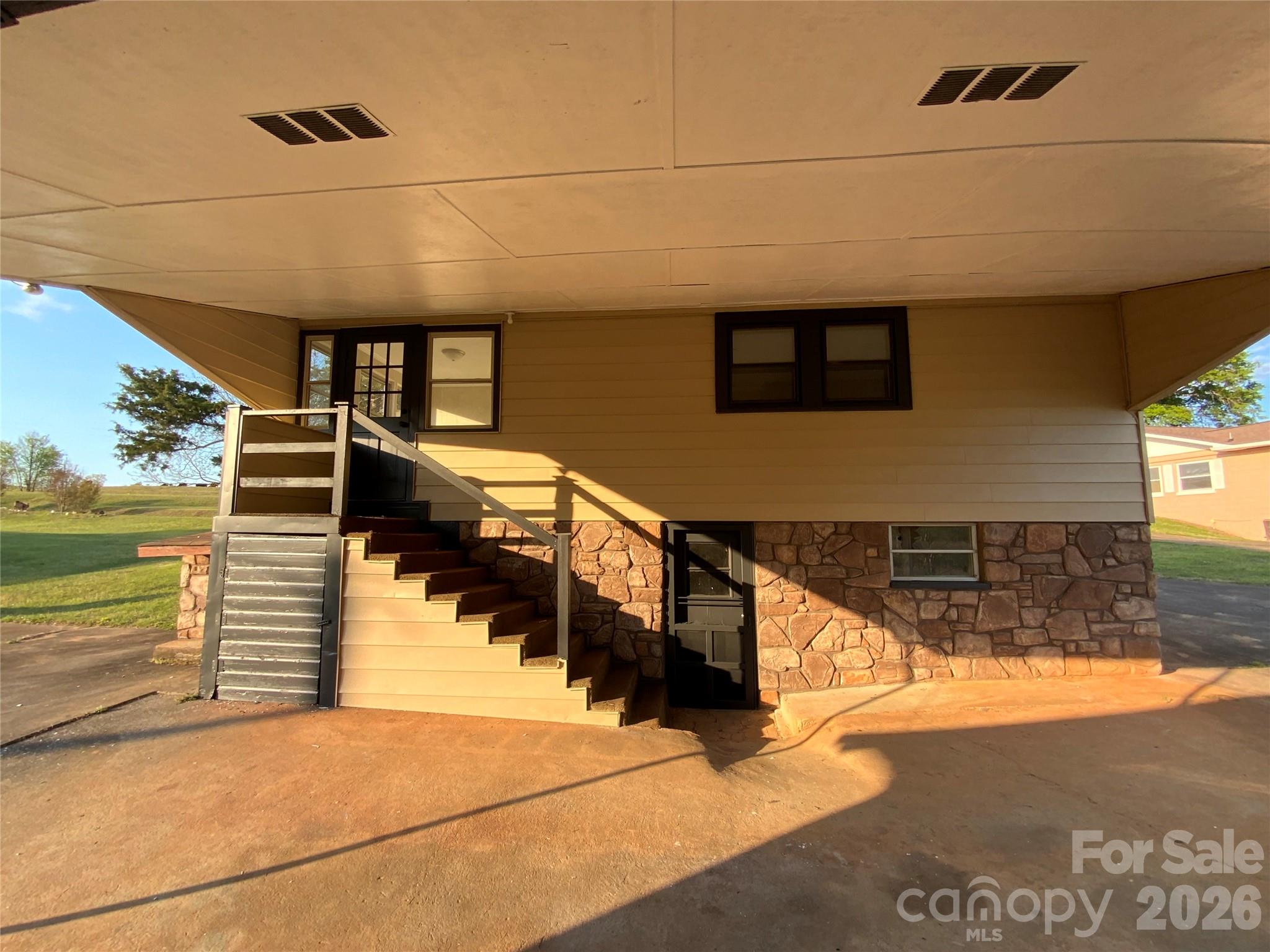 310 Horn Bottom Road — Forest City