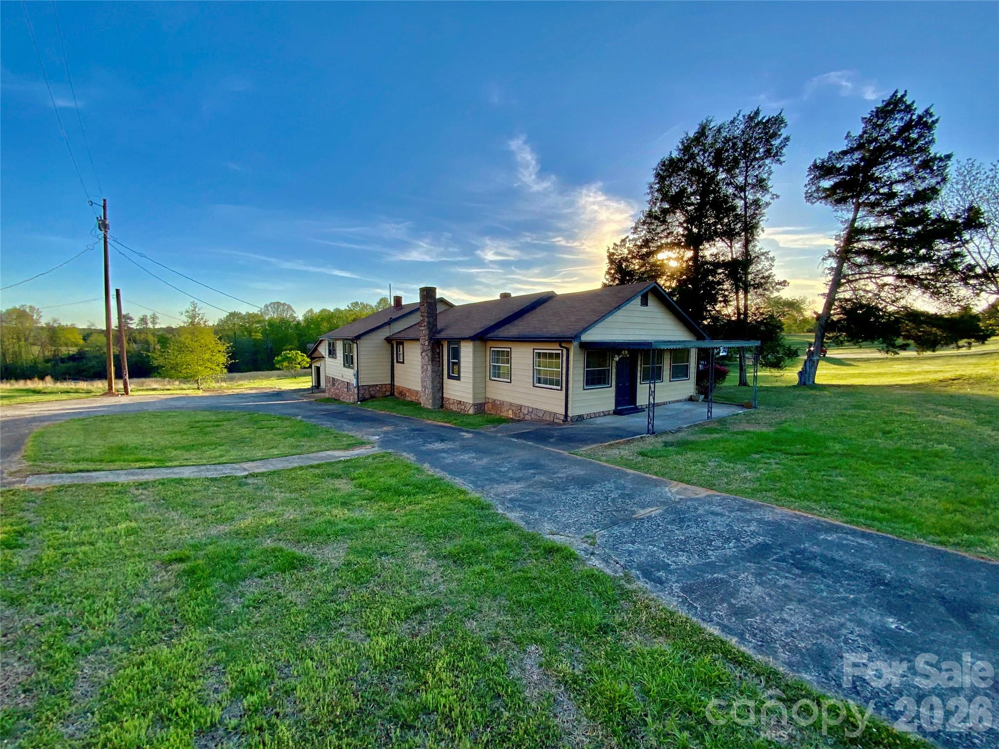 310 Horn Bottom Road — Forest City