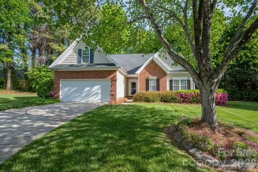 1614 Iverness Court — Gastonia