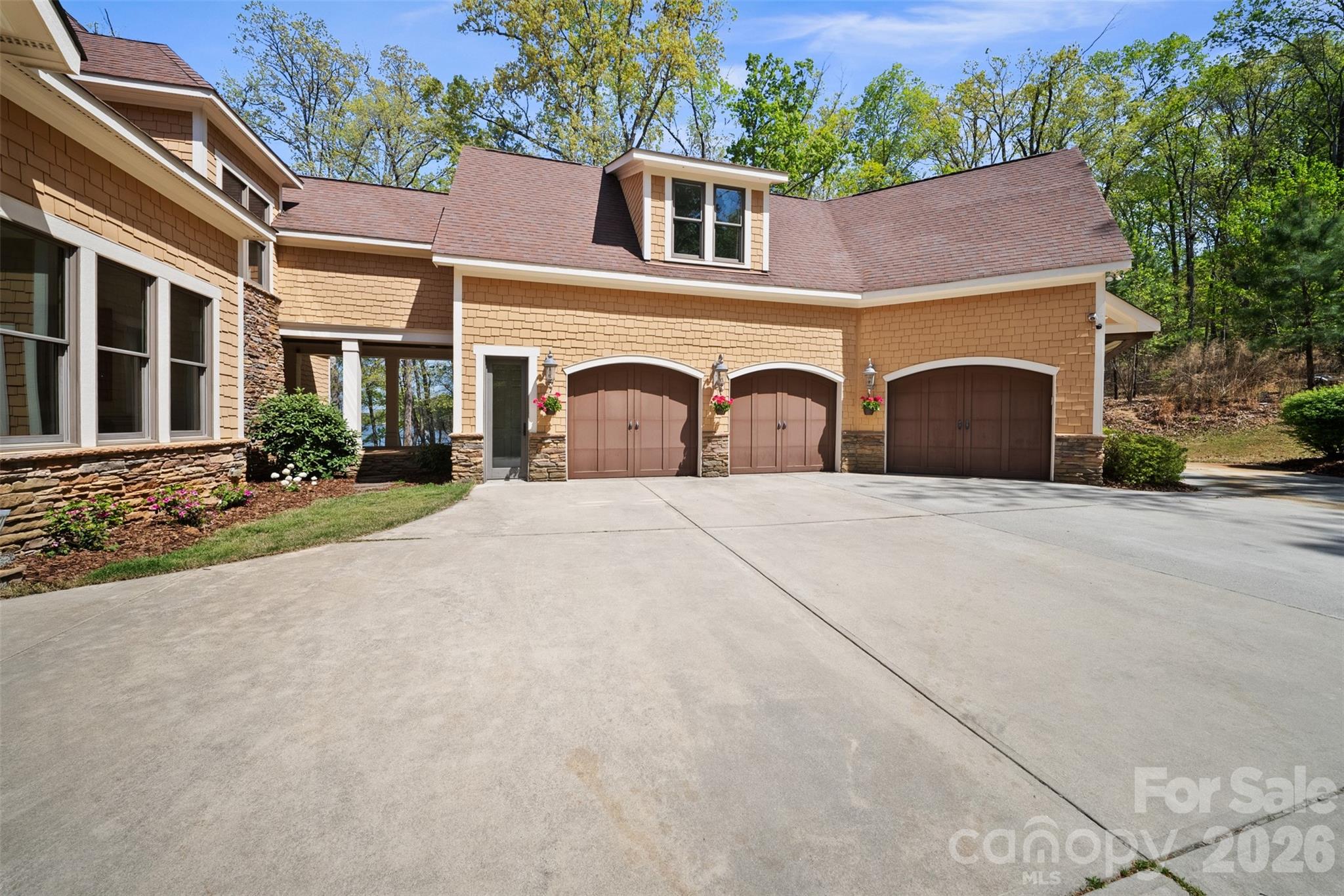 2312 Rocky Cove Lane — Denton