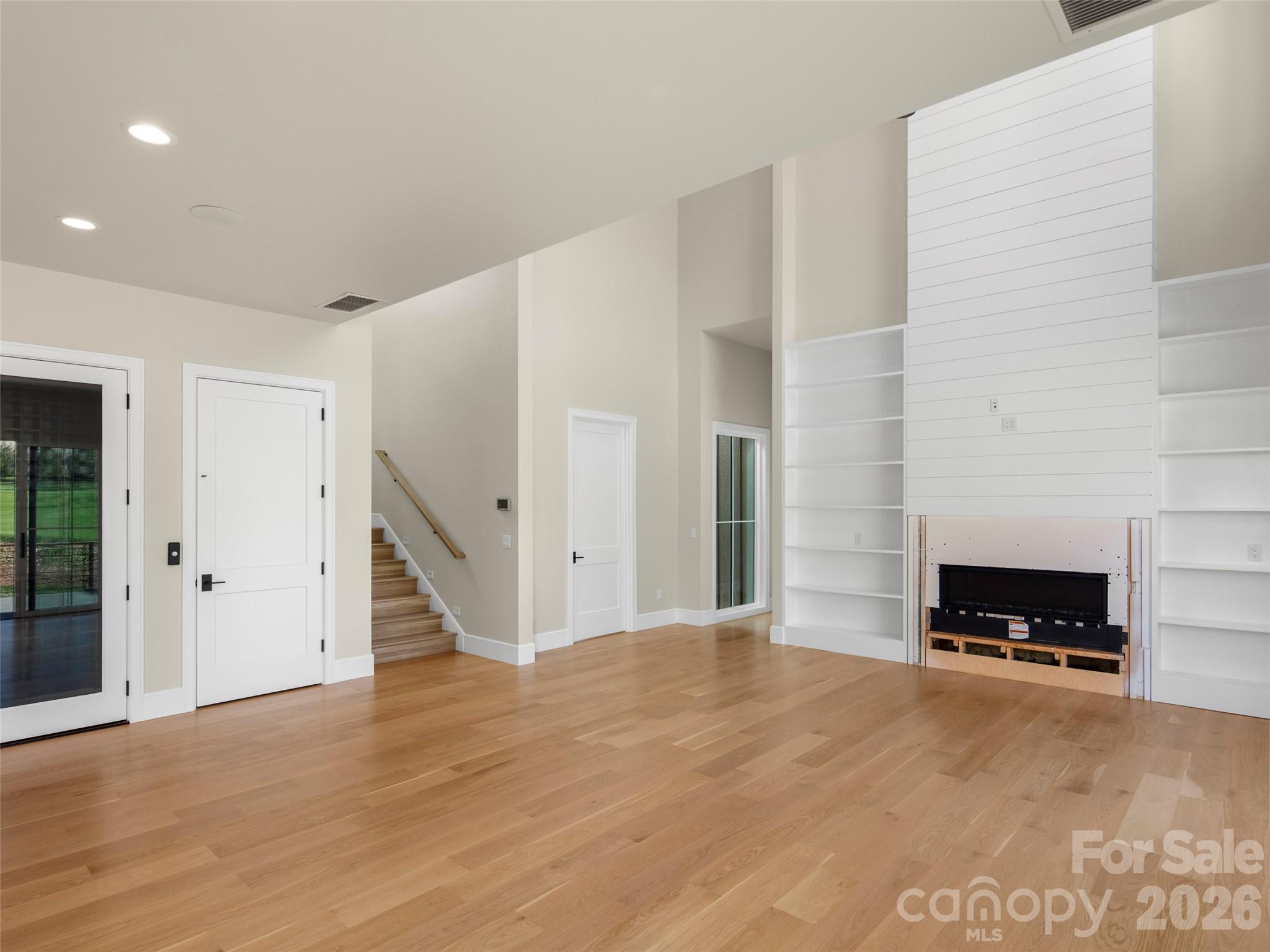 6 Walnut Valley Parkway — Arden