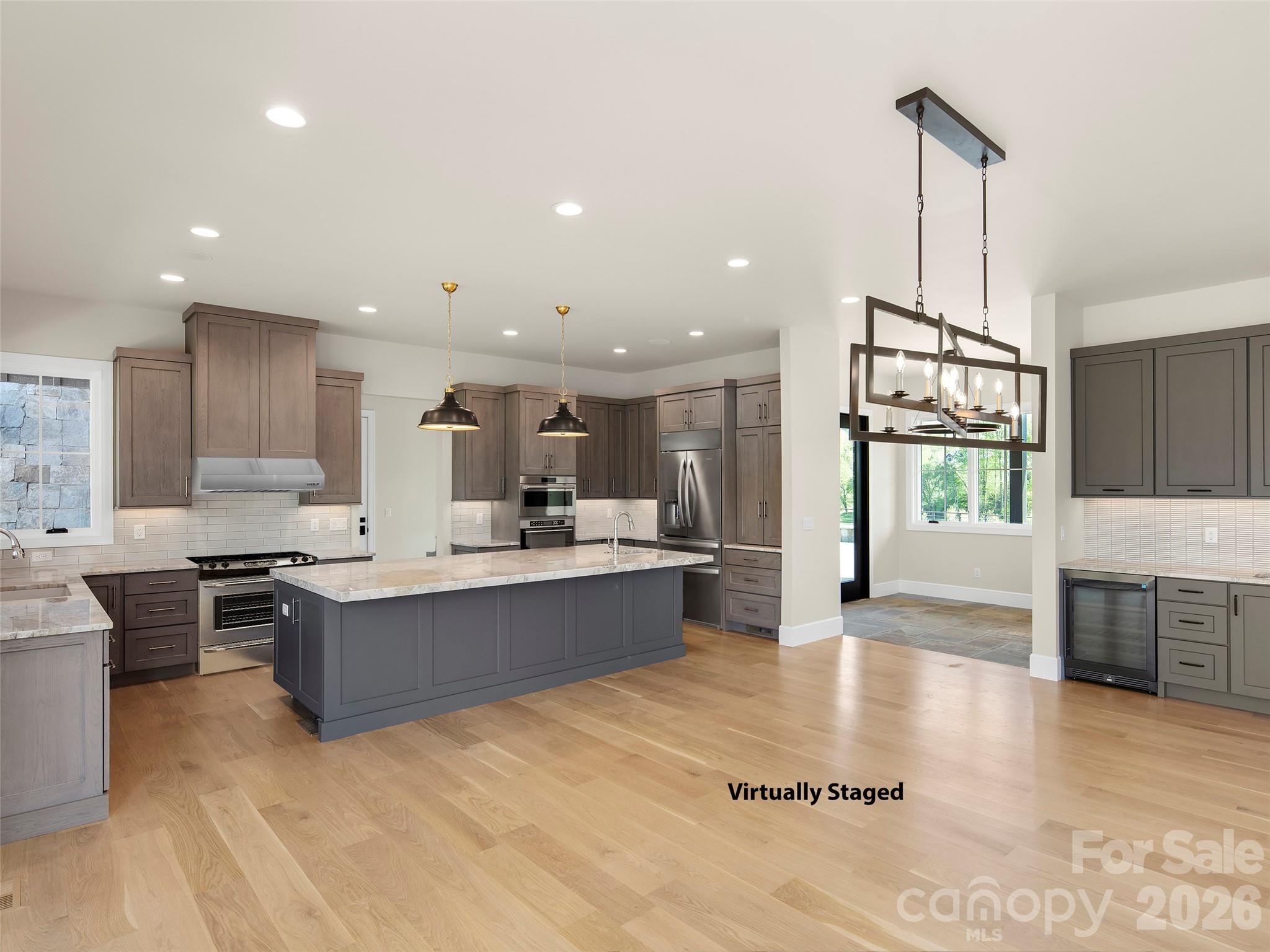 6 Walnut Valley Parkway — Arden