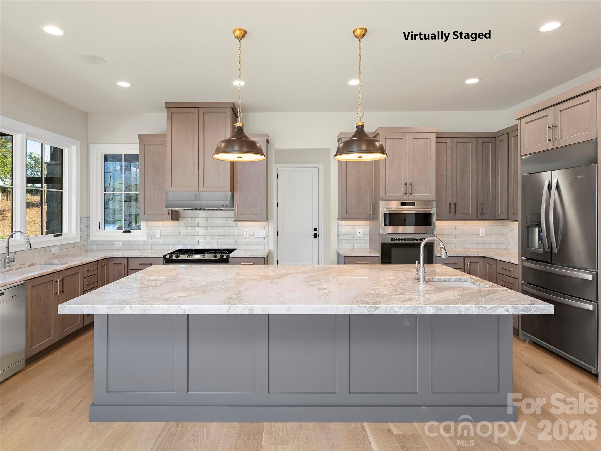 6 Walnut Valley Parkway — Arden