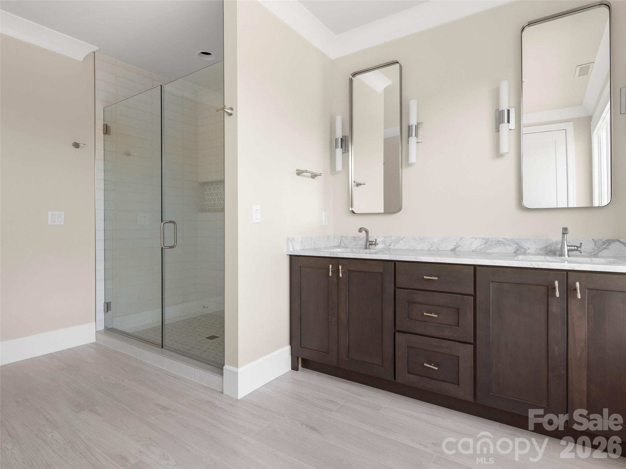6 Walnut Valley Parkway — Arden