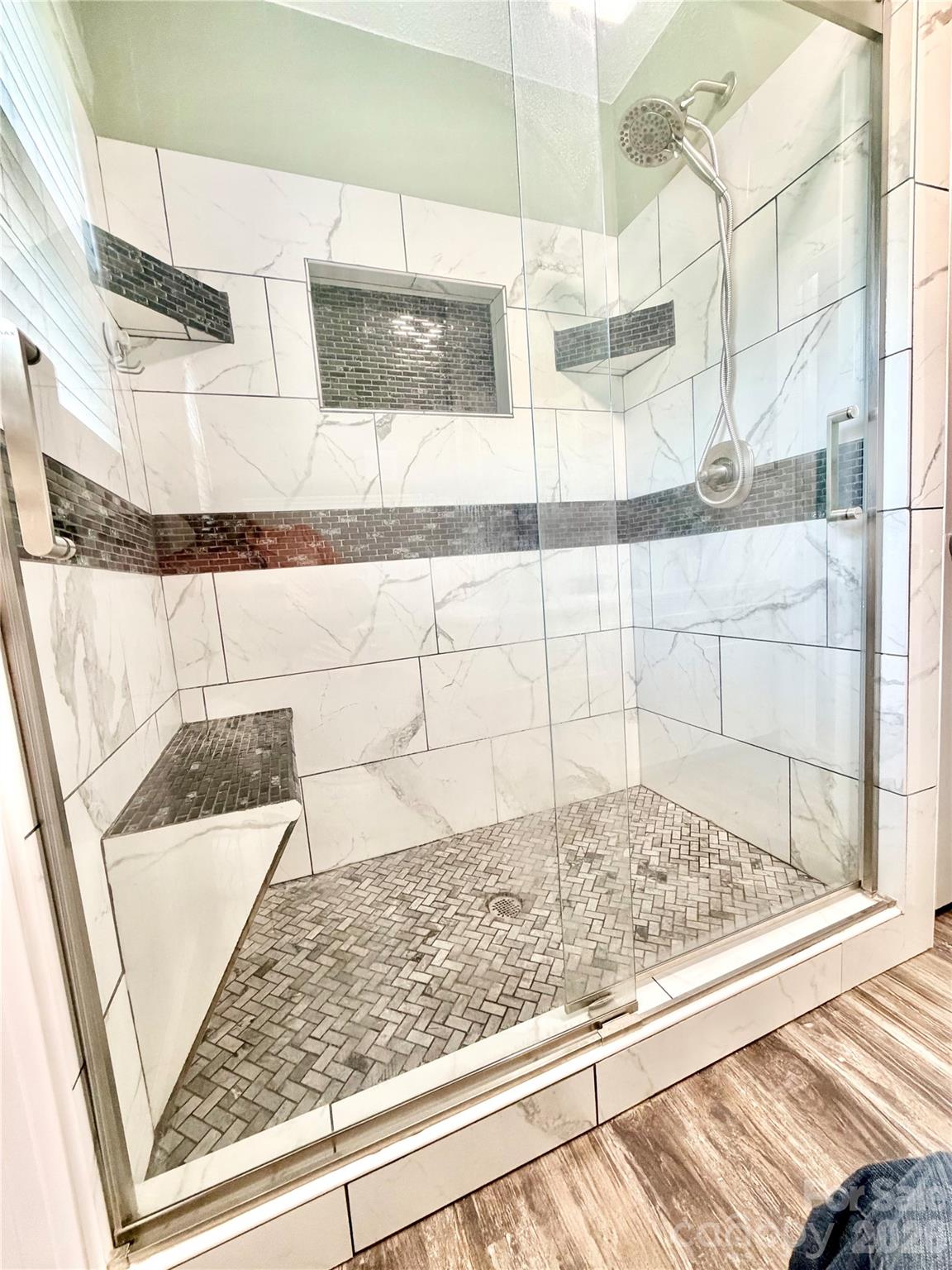261 N Thomas Lane — Stony Point