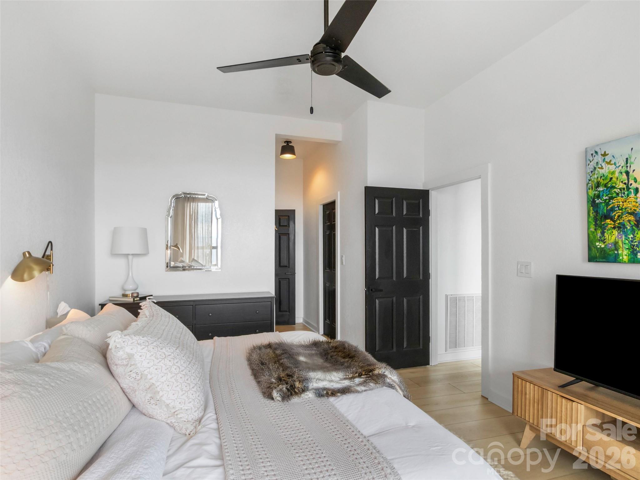 30 Club Villa Court #B/5 — Burnsville