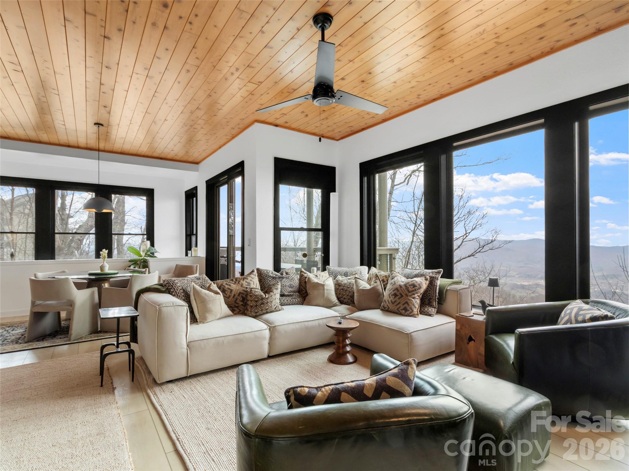 30 Club Villa Court #B/5 — Burnsville