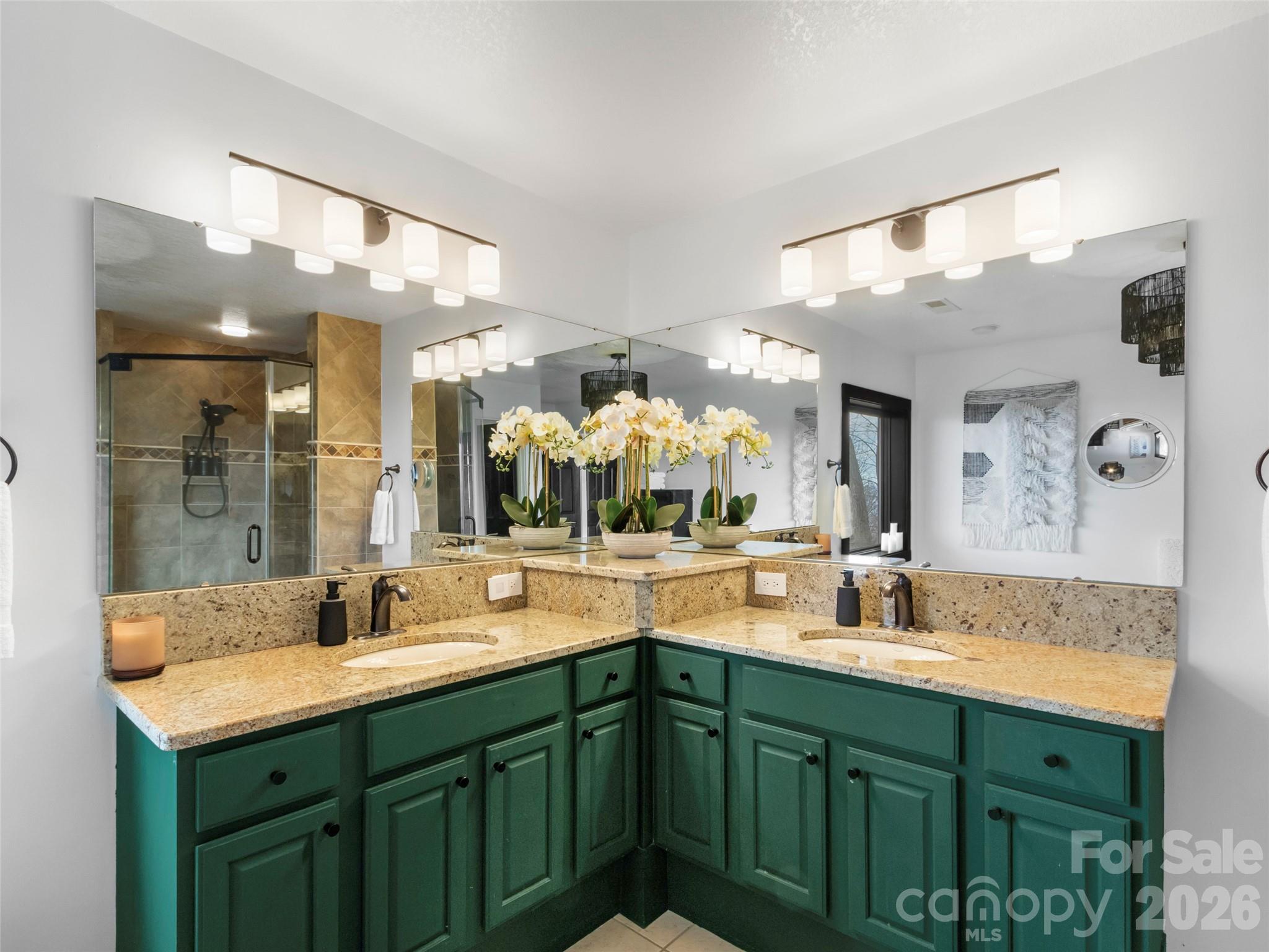 30 Club Villa Court #B/5 — Burnsville
