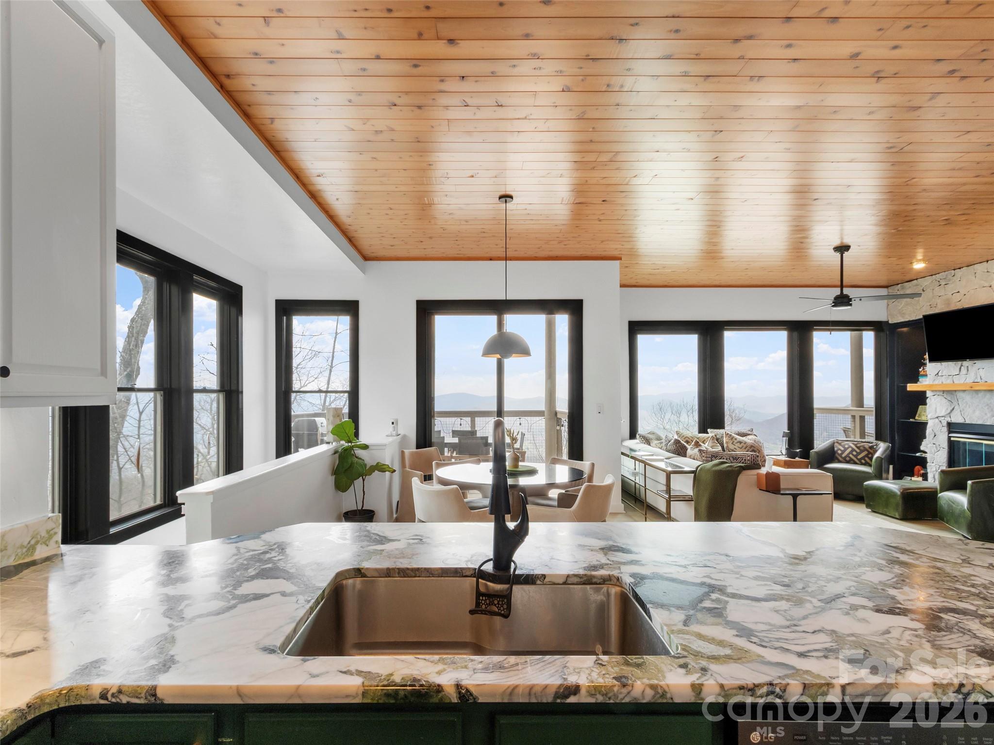 30 Club Villa Court #B/5 — Burnsville