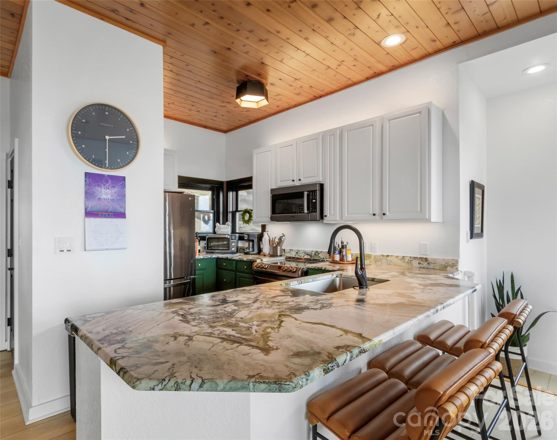 30 Club Villa Court #B/5 — Burnsville