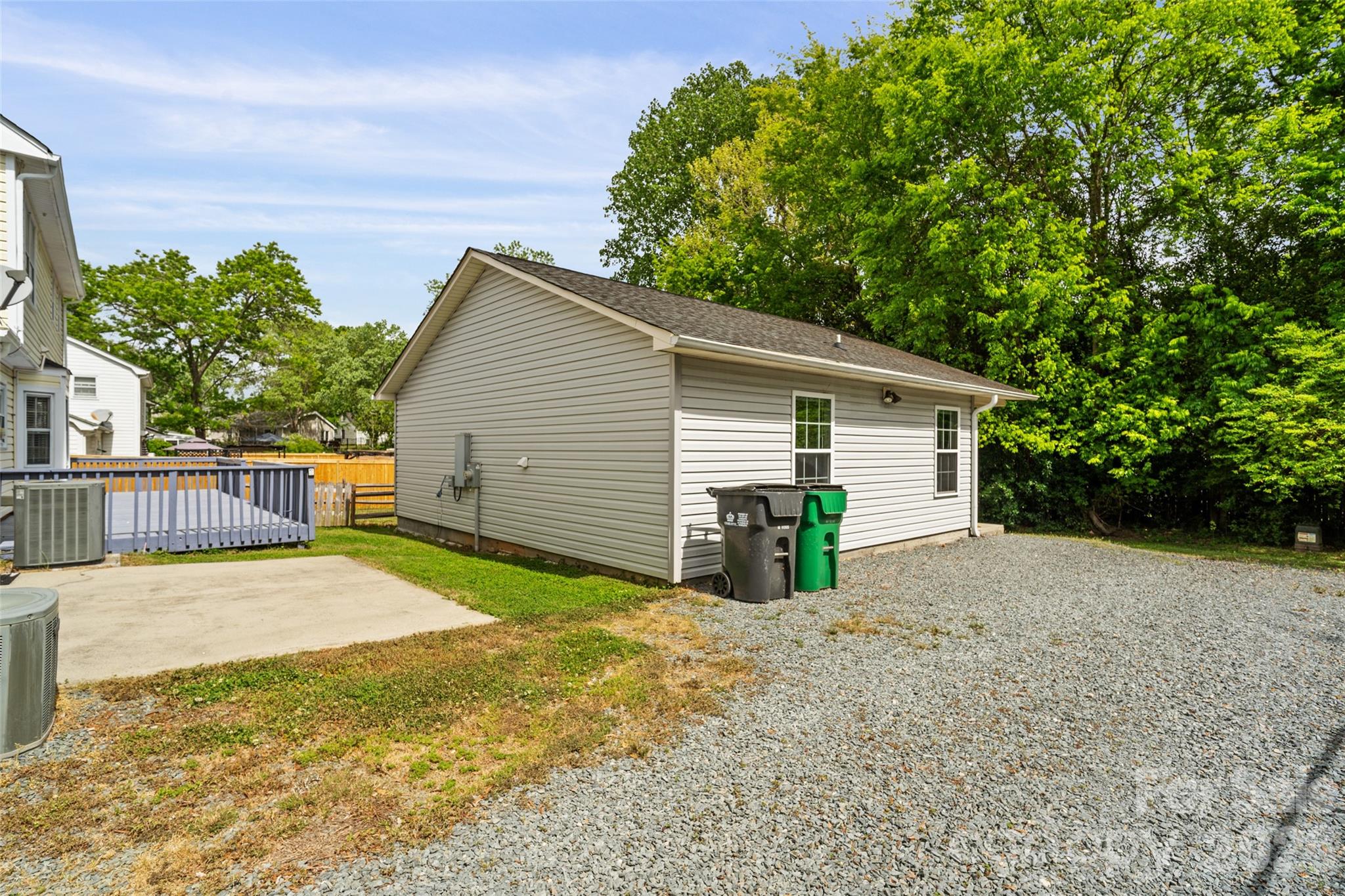 6600 Porterfield Road — Charlotte