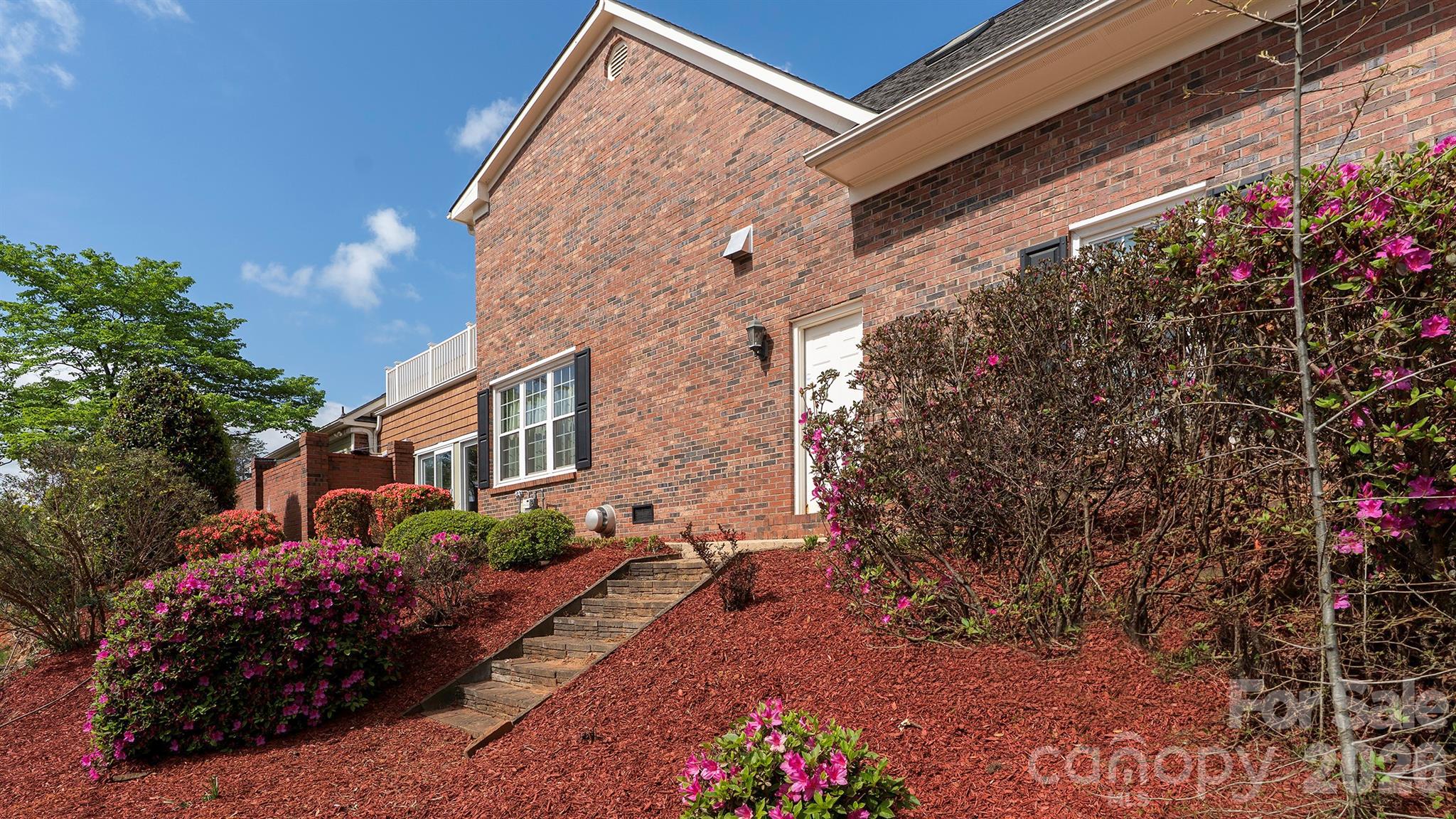 8219 Starnes Randall Road — Charlotte