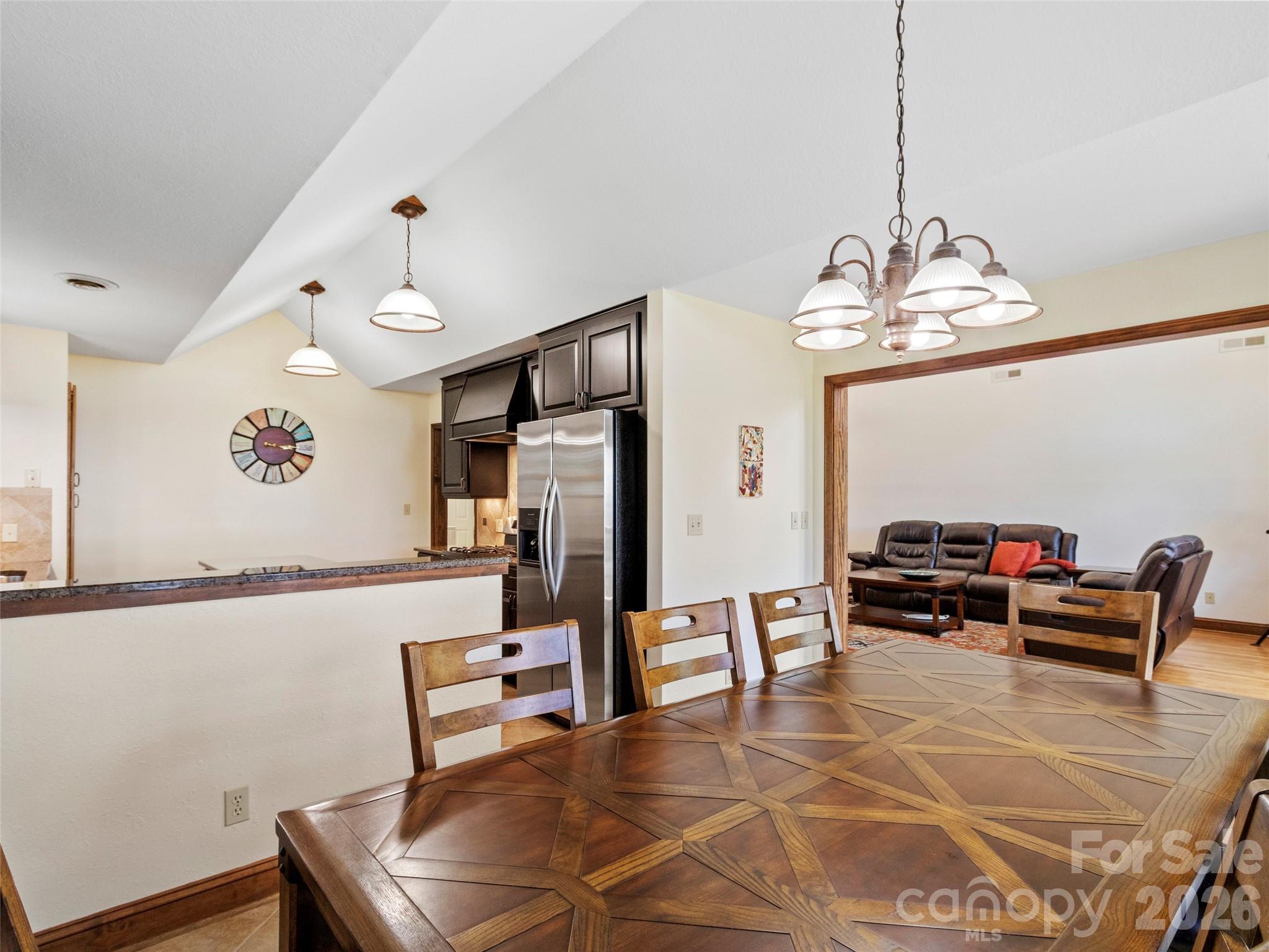 91 Brandy Run Road — Burnsville