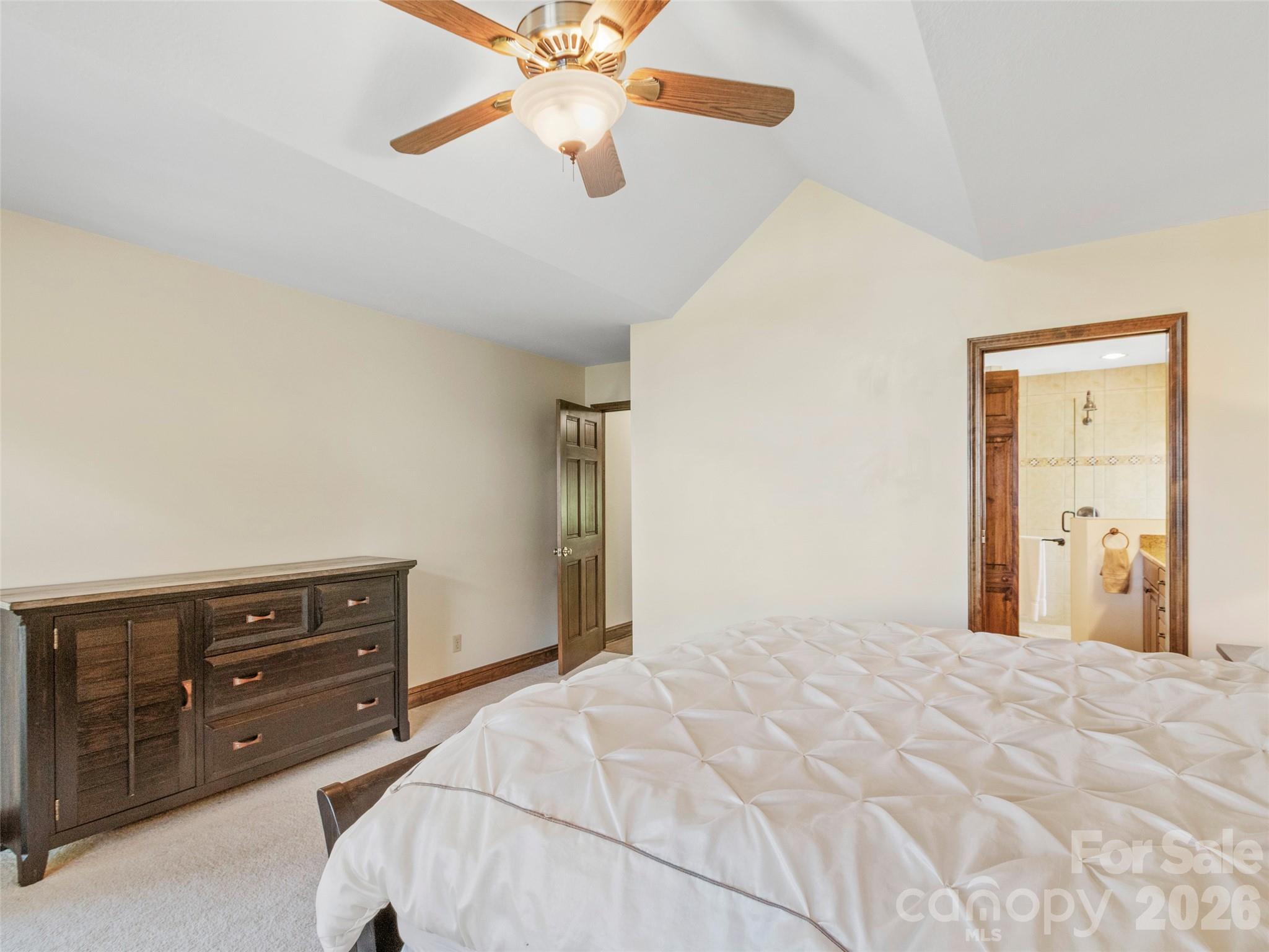 91 Brandy Run Road — Burnsville
