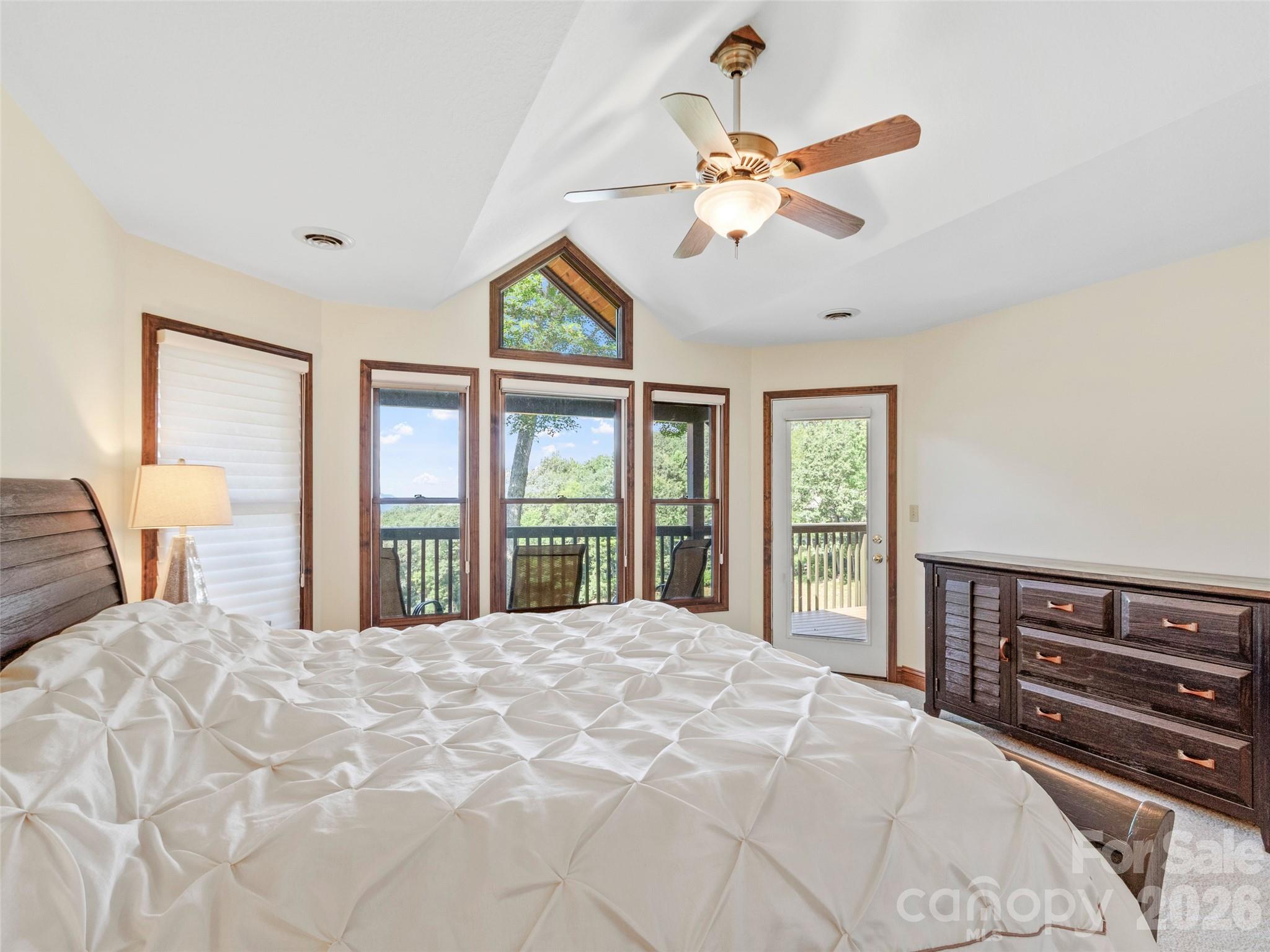 91 Brandy Run Road — Burnsville