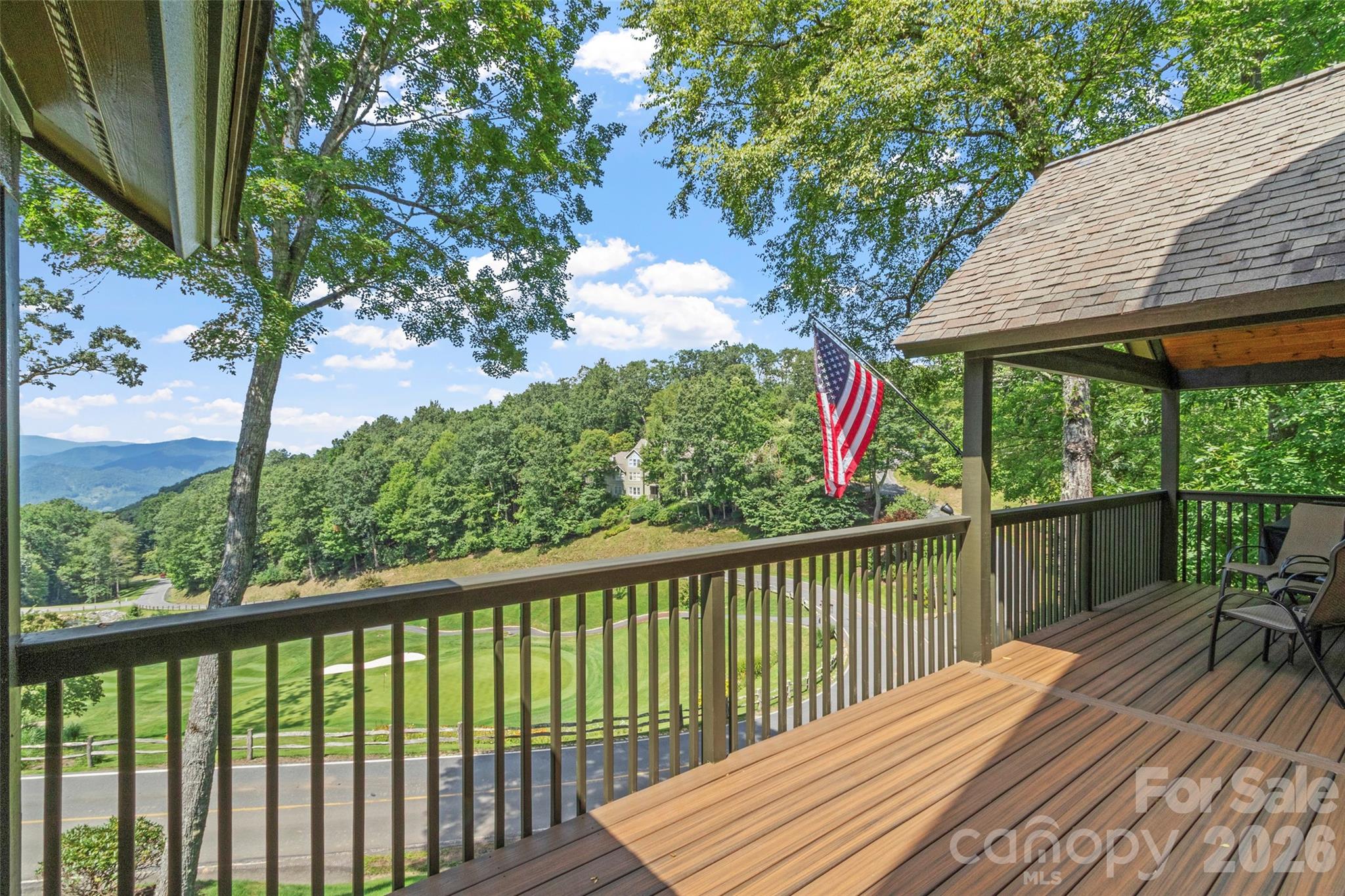 91 Brandy Run Road — Burnsville