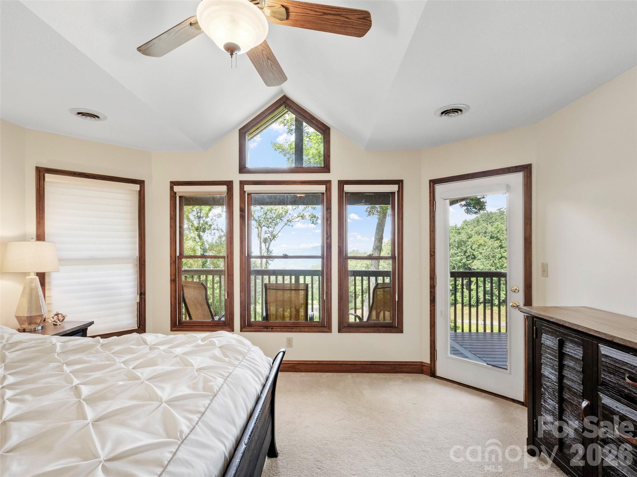 91 Brandy Run Road — Burnsville