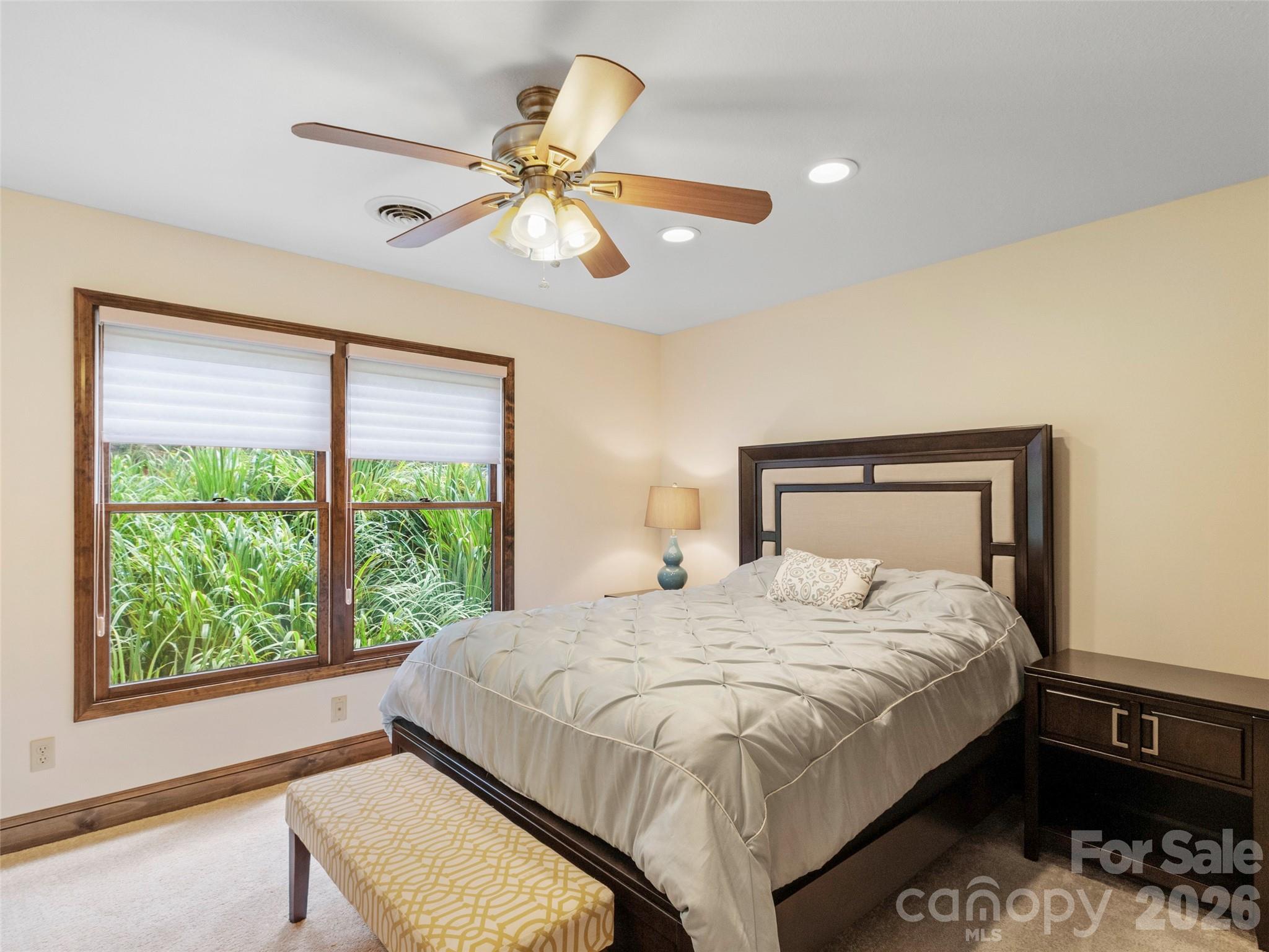 91 Brandy Run Road — Burnsville