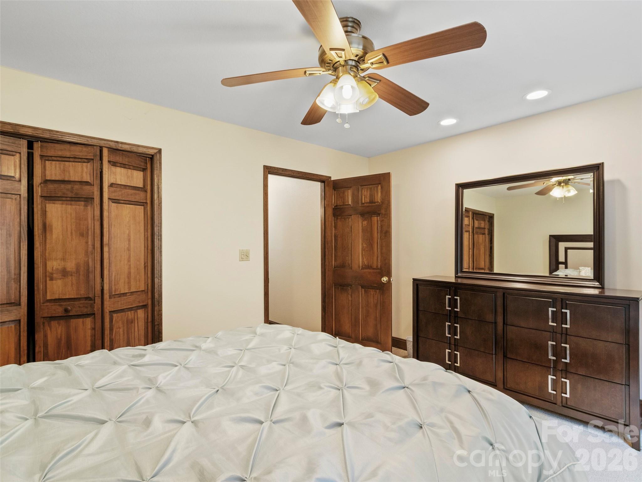 91 Brandy Run Road — Burnsville