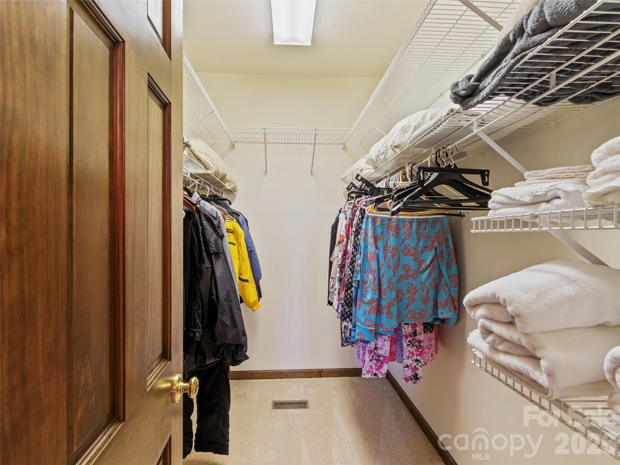 91 Brandy Run Road — Burnsville