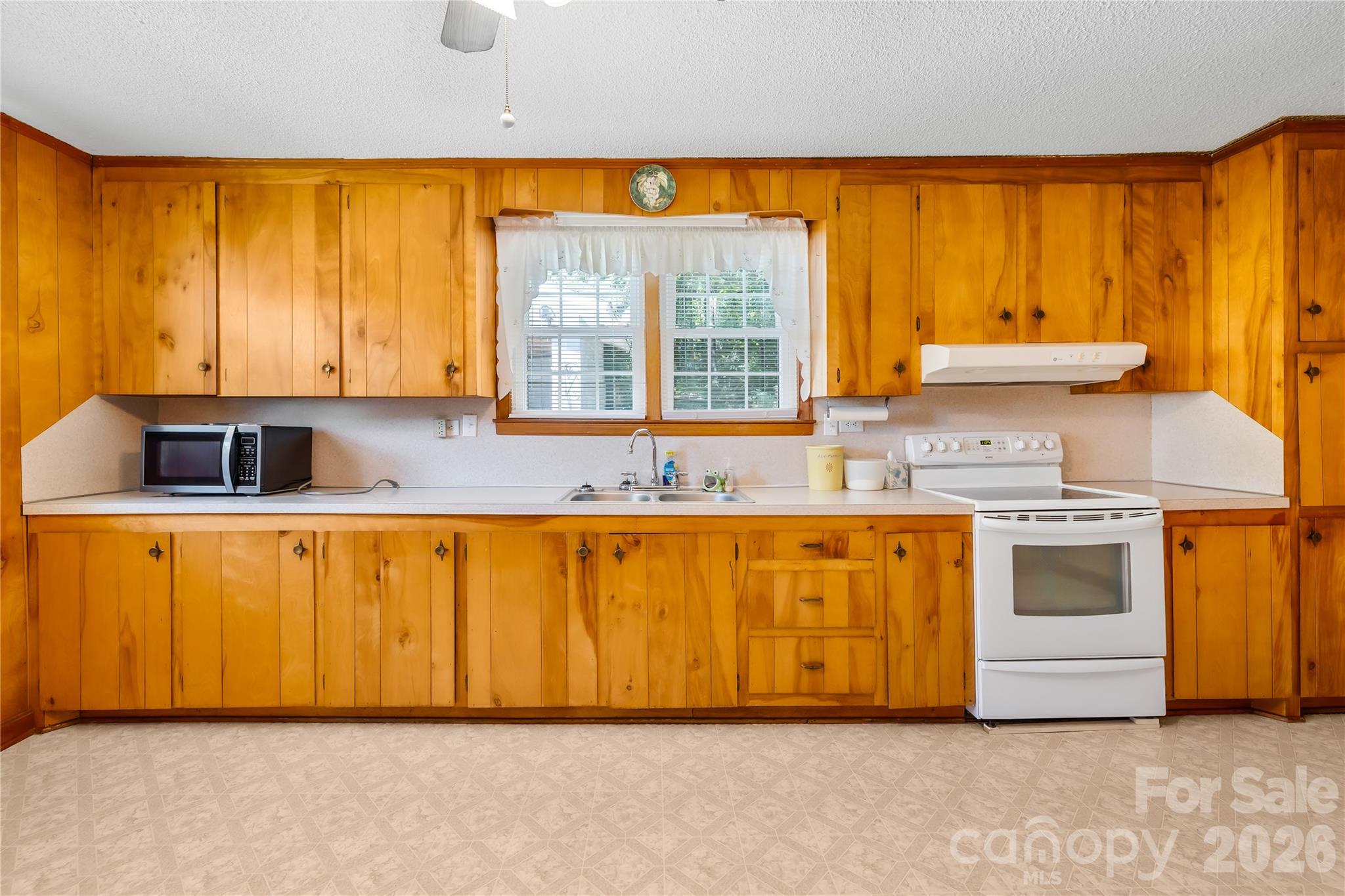 213 Ledford Drive — Gastonia