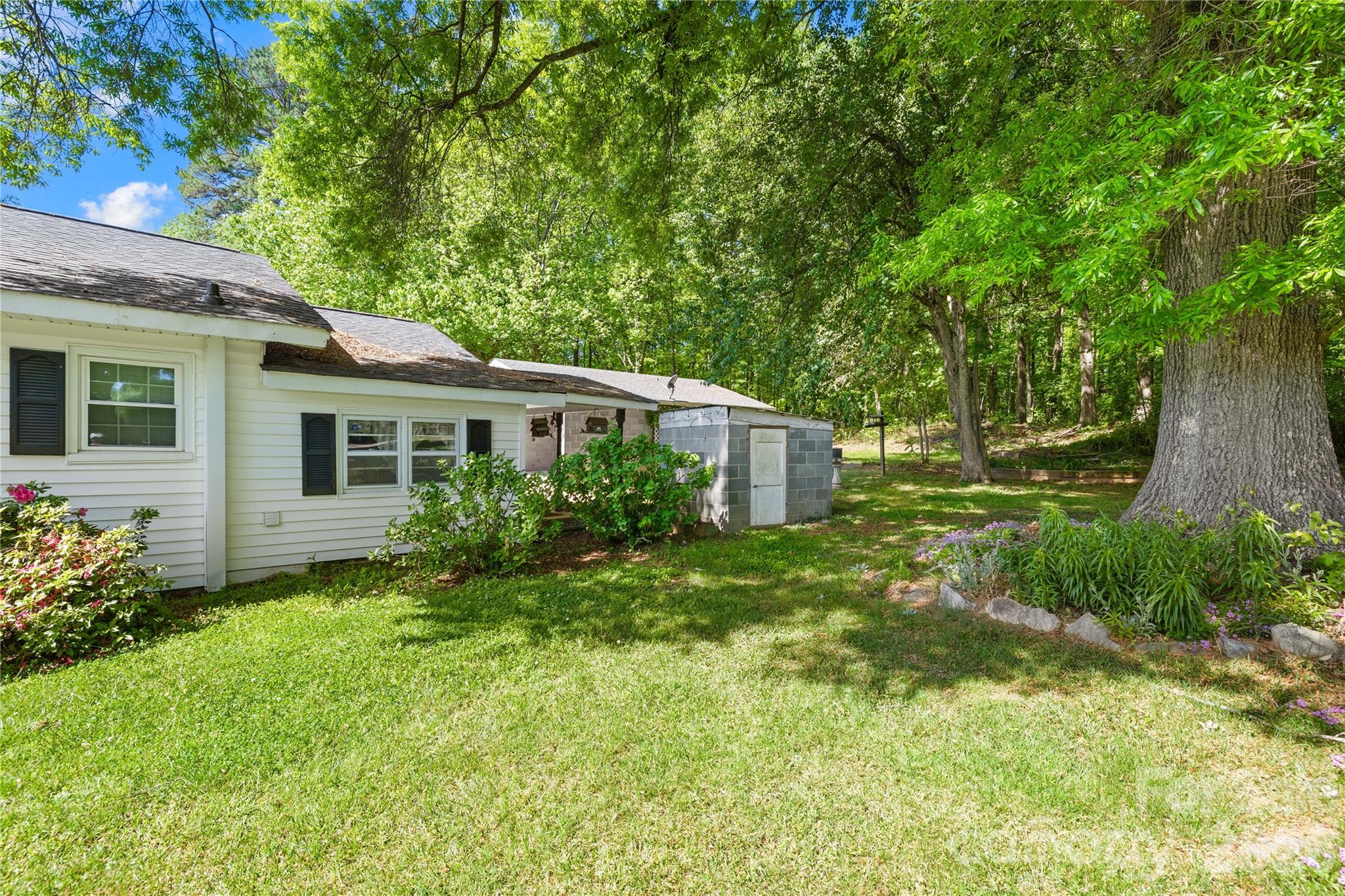 213 Ledford Drive — Gastonia