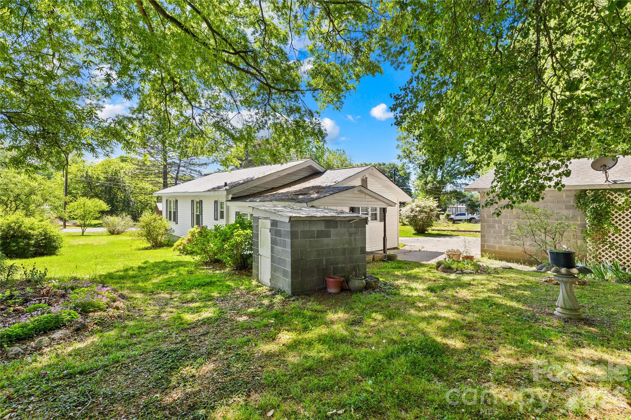 213 Ledford Drive — Gastonia