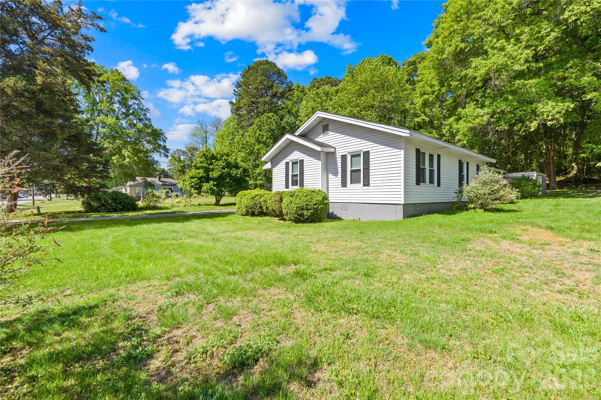 213 Ledford Drive — Gastonia