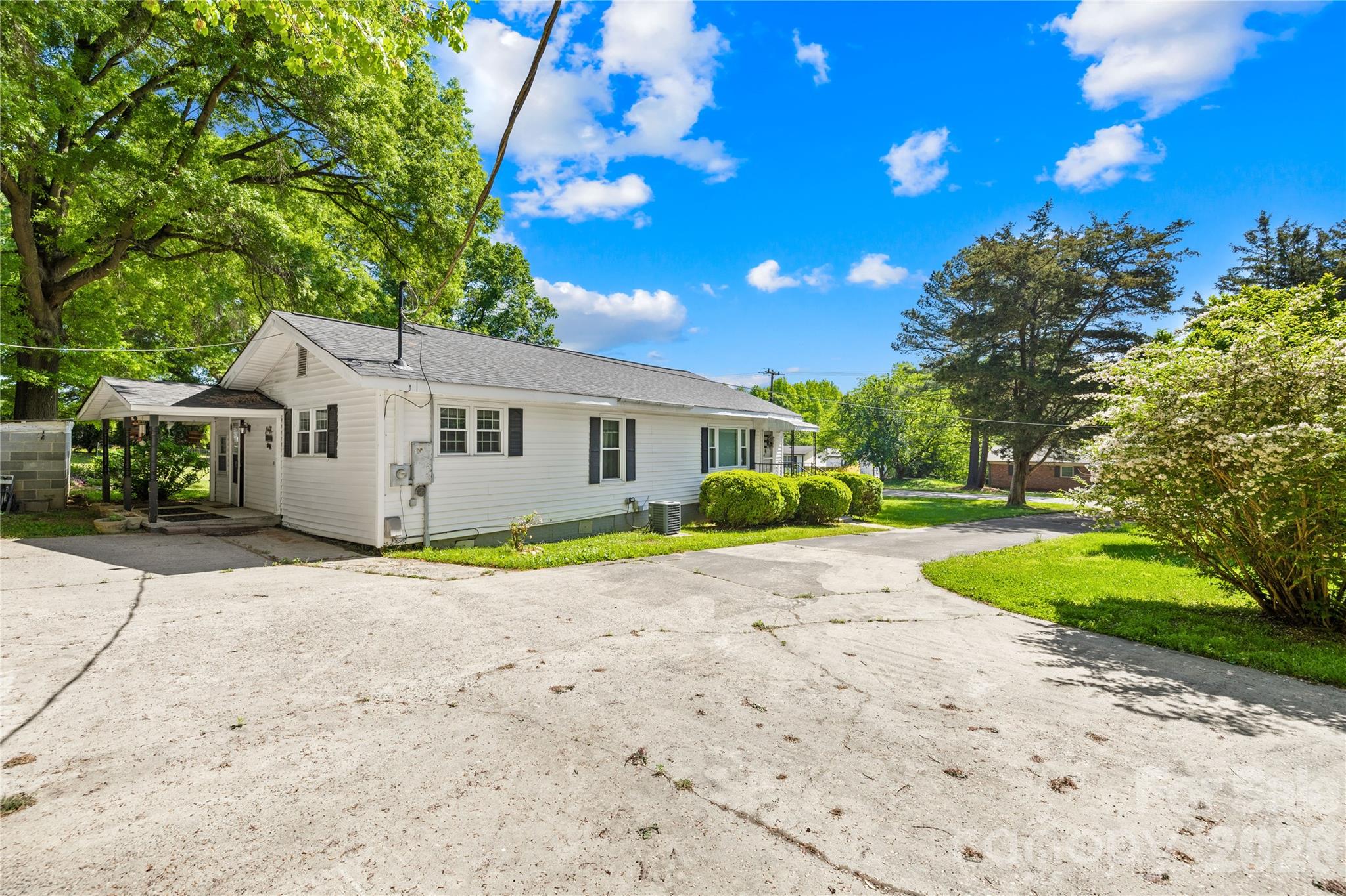 213 Ledford Drive — Gastonia