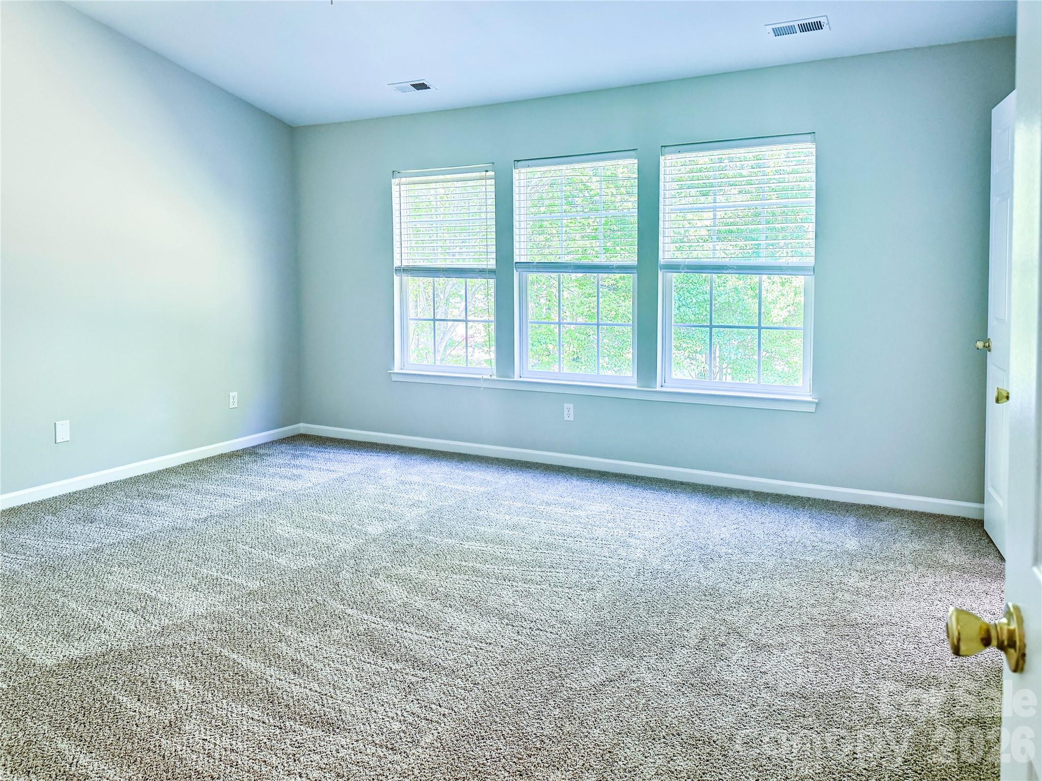 7519 Eurostar Drive — Charlotte