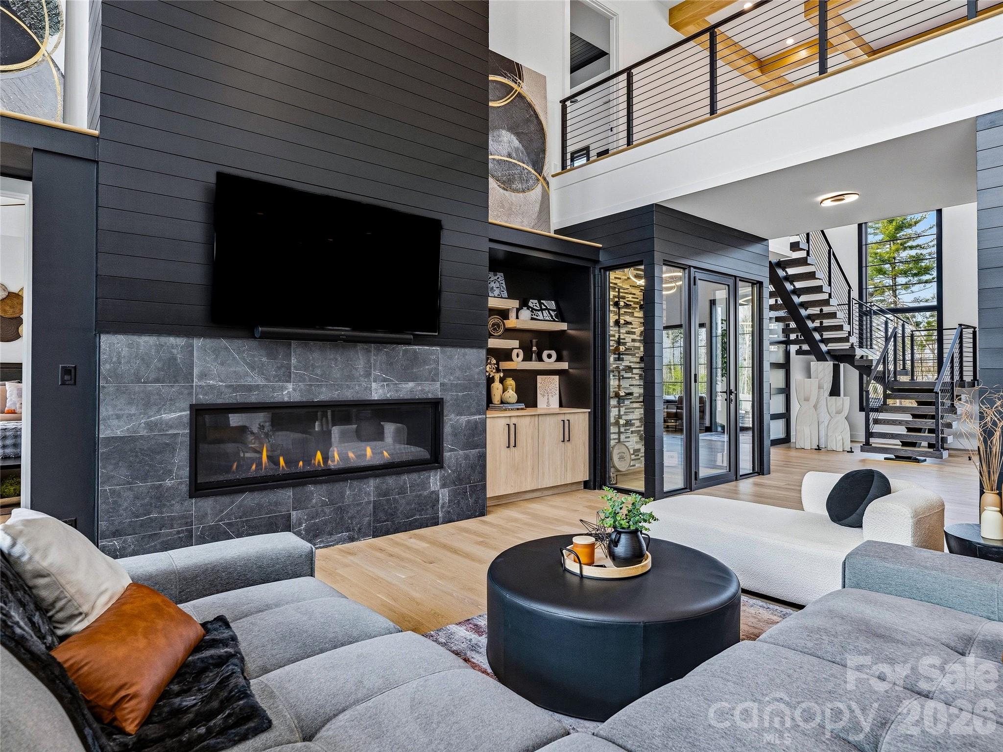 361 Belle Isle Way — Asheville