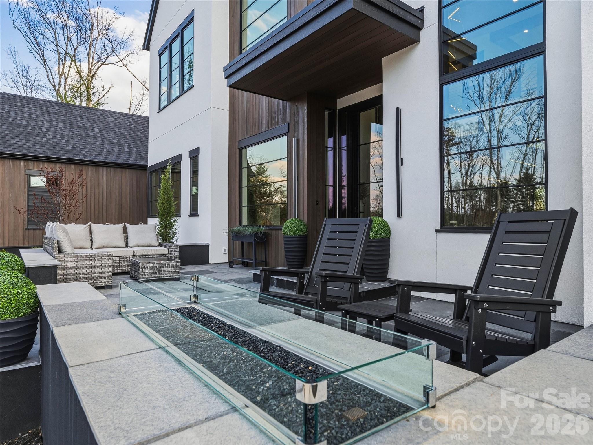 361 Belle Isle Way — Asheville