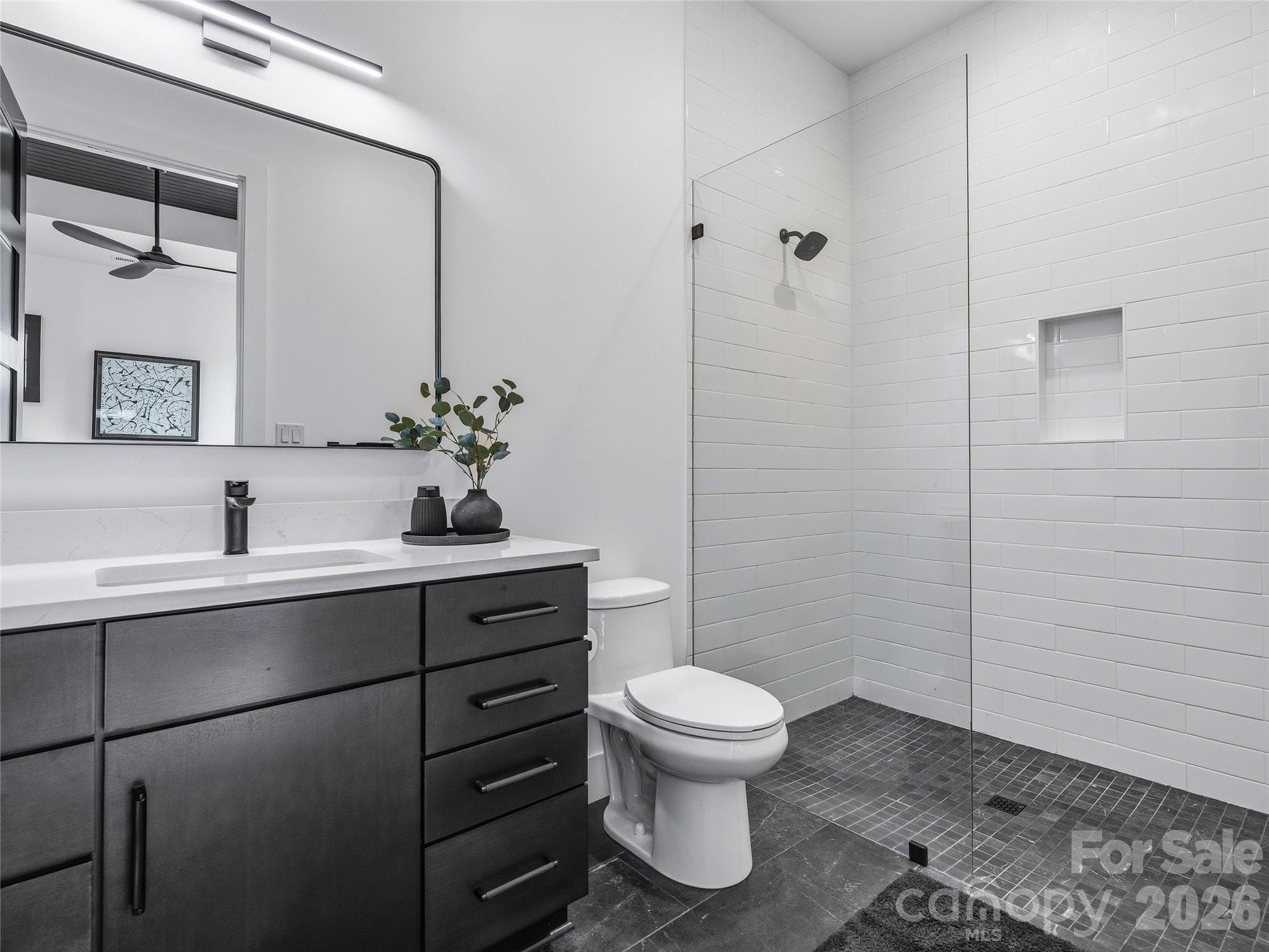 361 Belle Isle Way — Asheville