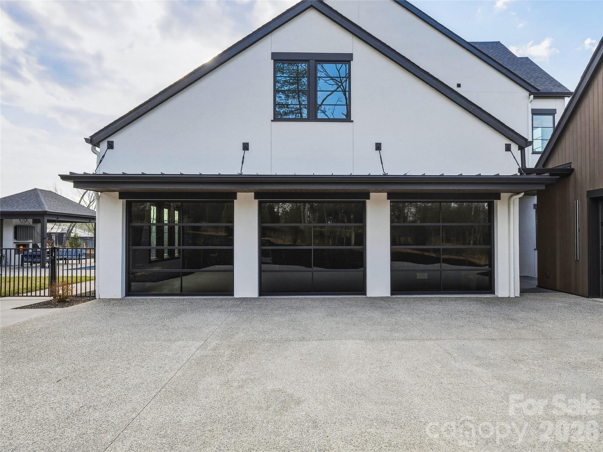361 Belle Isle Way — Asheville