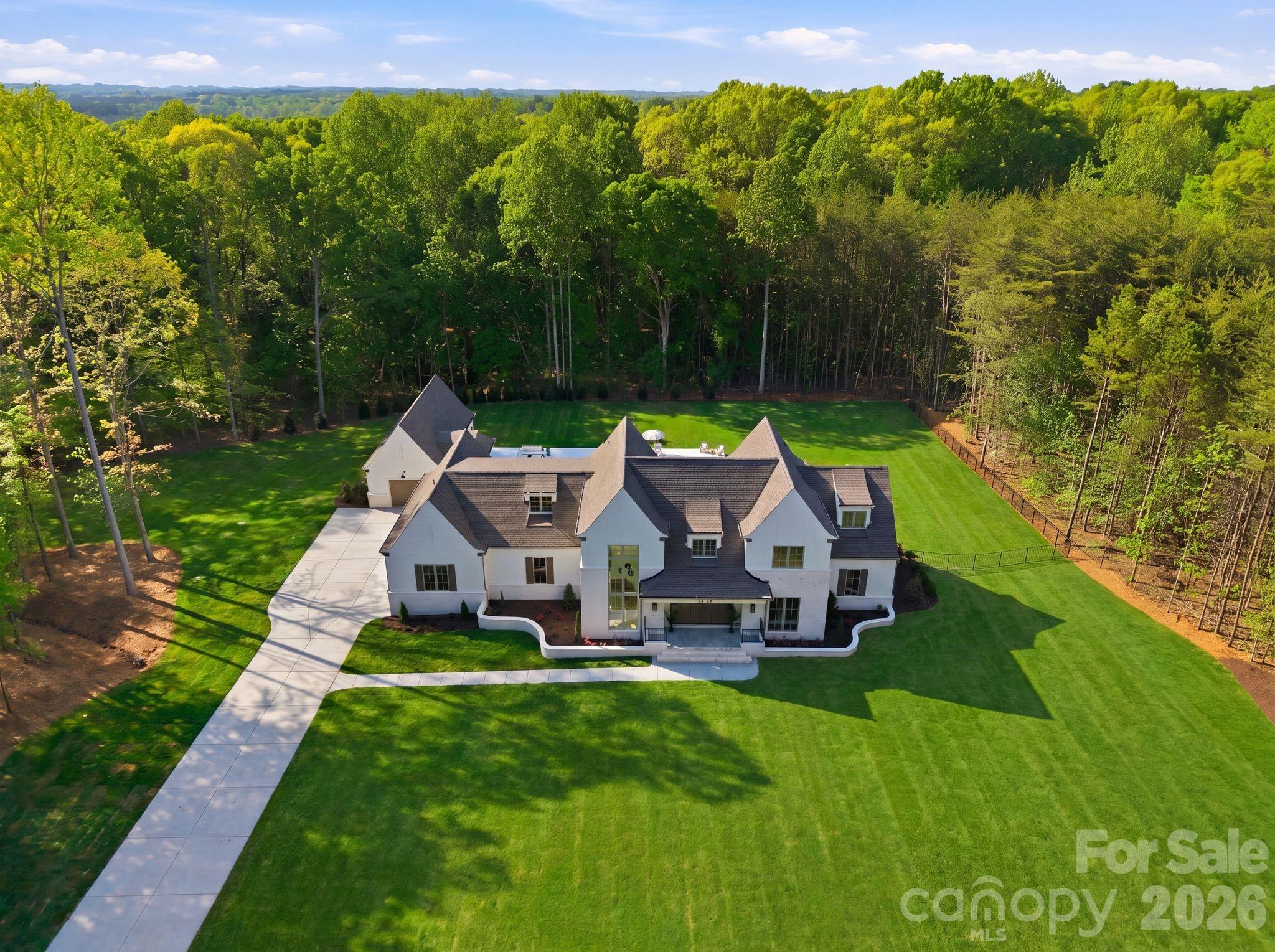 3035 Maple Way Drive — Davidson