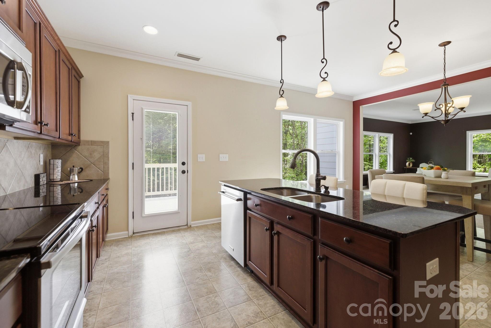 5404 Cotton Top Court — Waxhaw