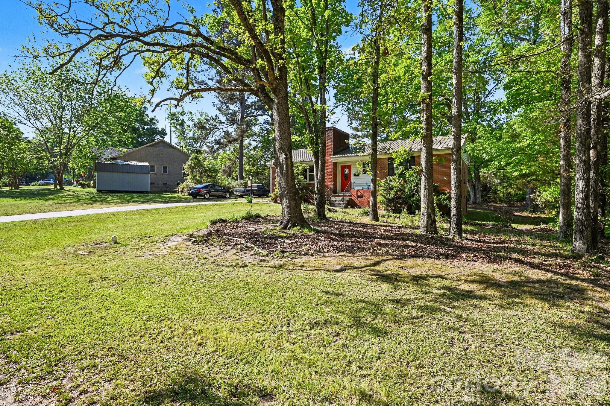 102 Azalea Road — Lancaster