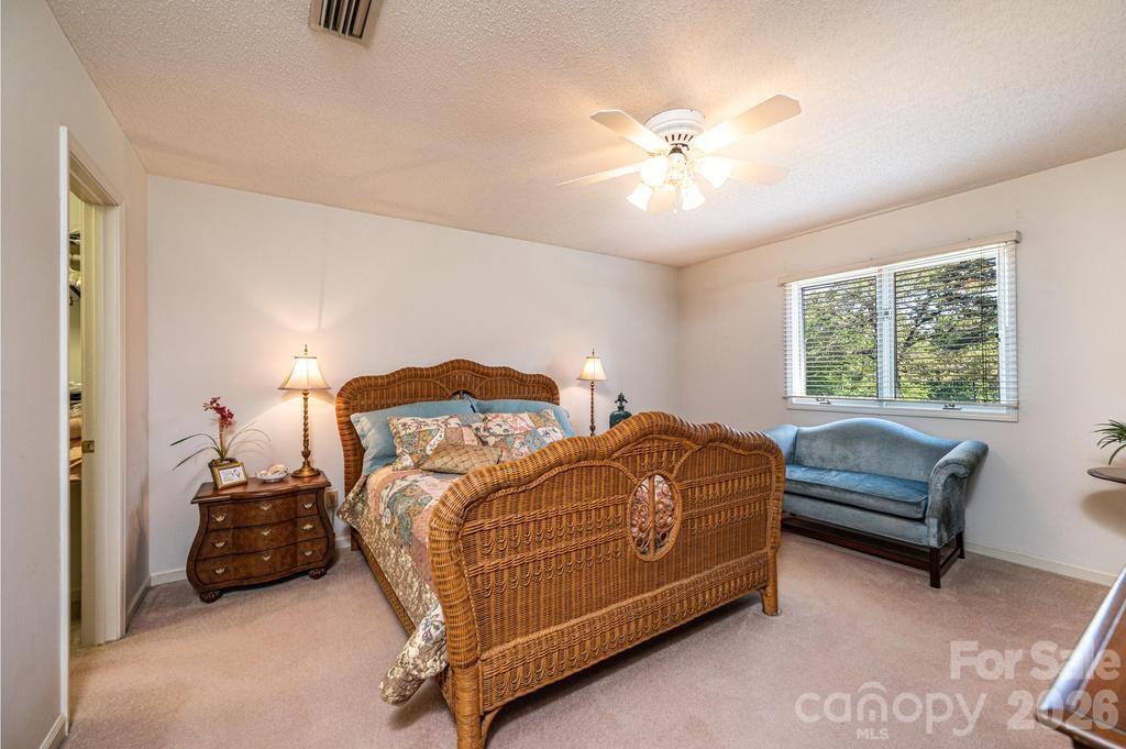 3725 Rock Bridge Drive NE — Conover