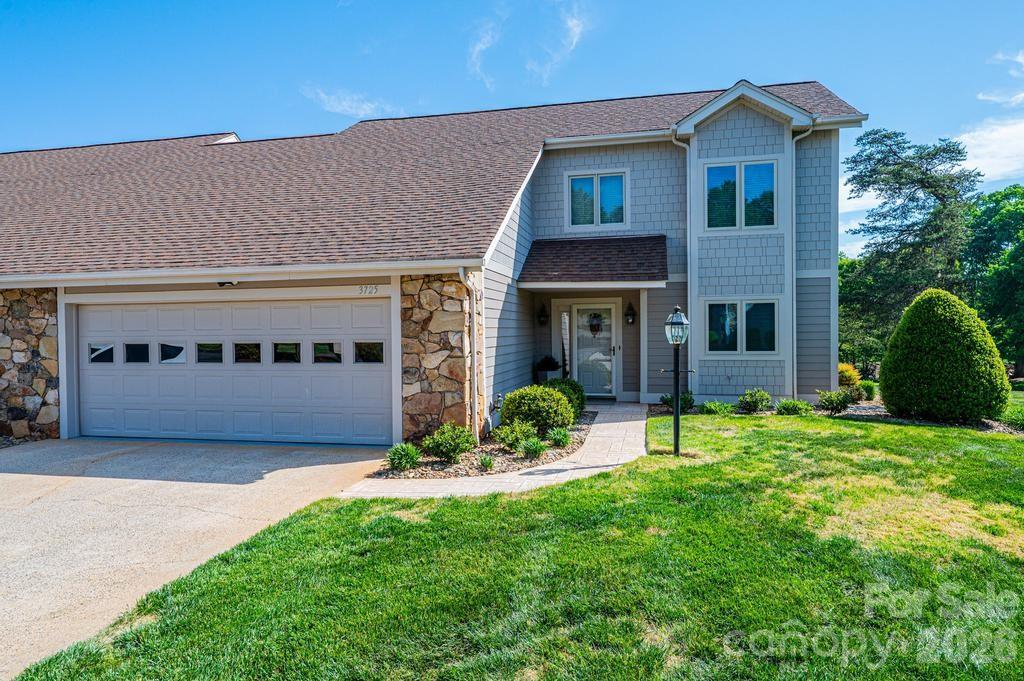 3725 Rock Bridge Drive NE — Conover