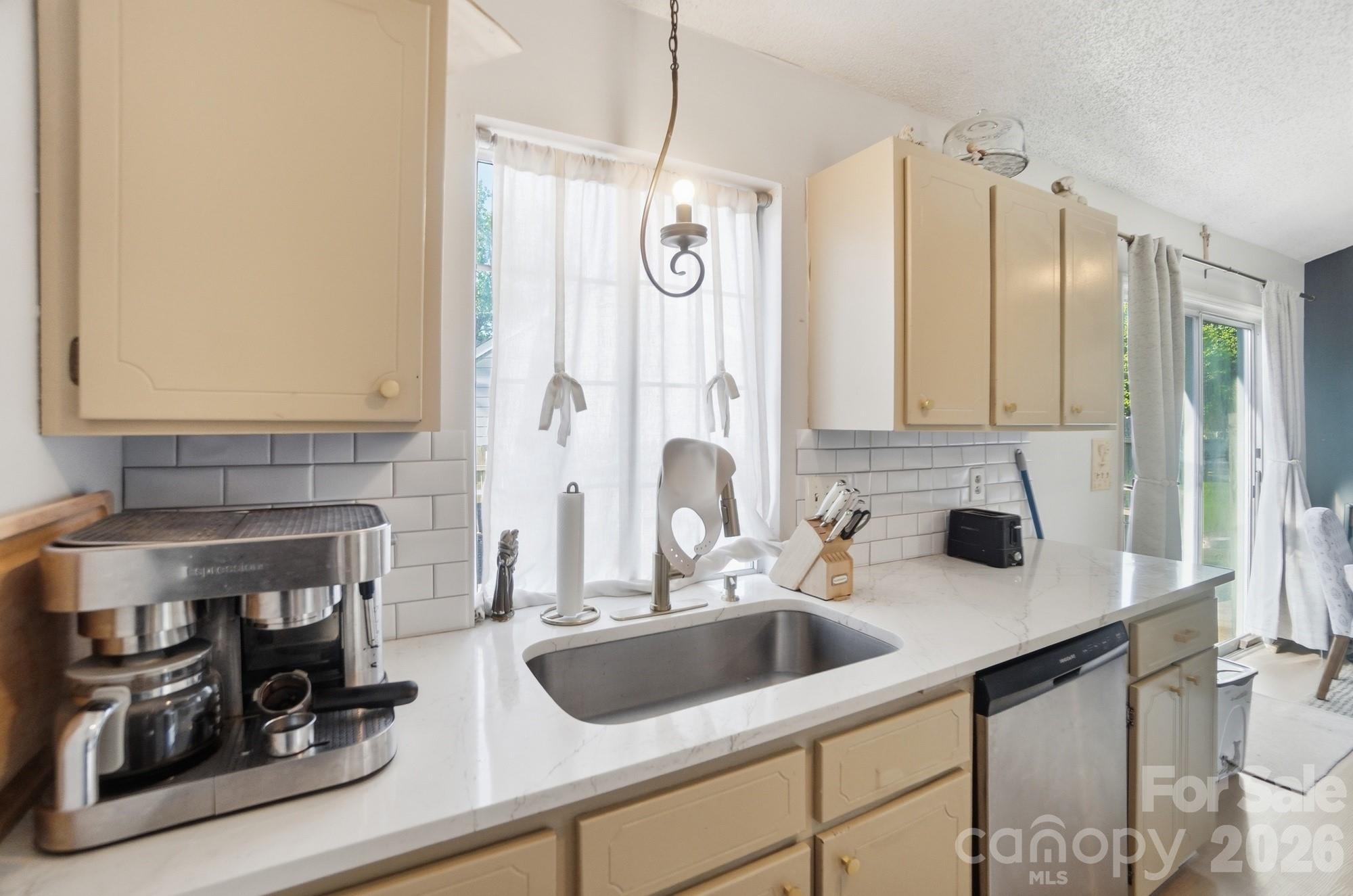9046 Milton Morris Drive — Charlotte