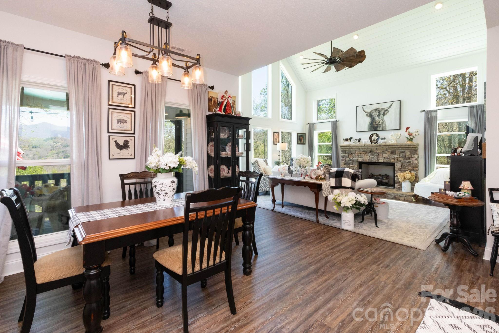 153 Fairlane Loop — Whittier