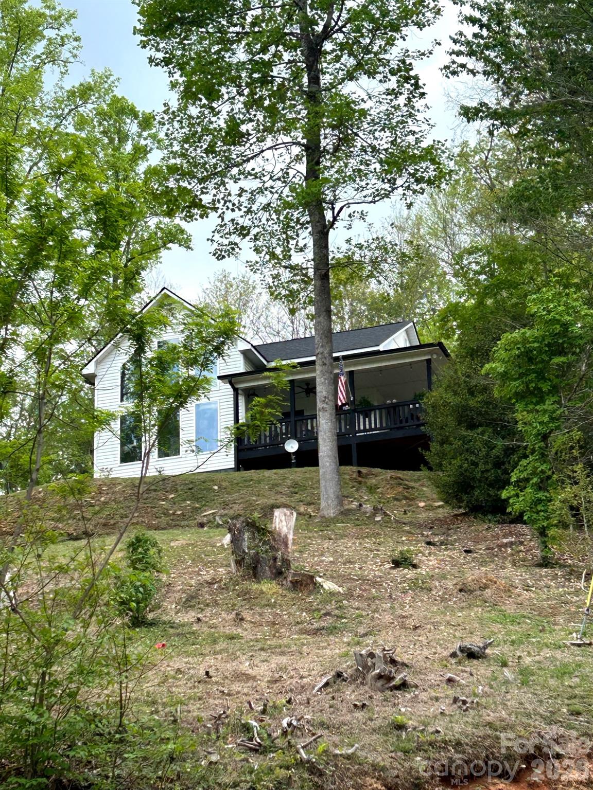 153 Fairlane Loop — Whittier