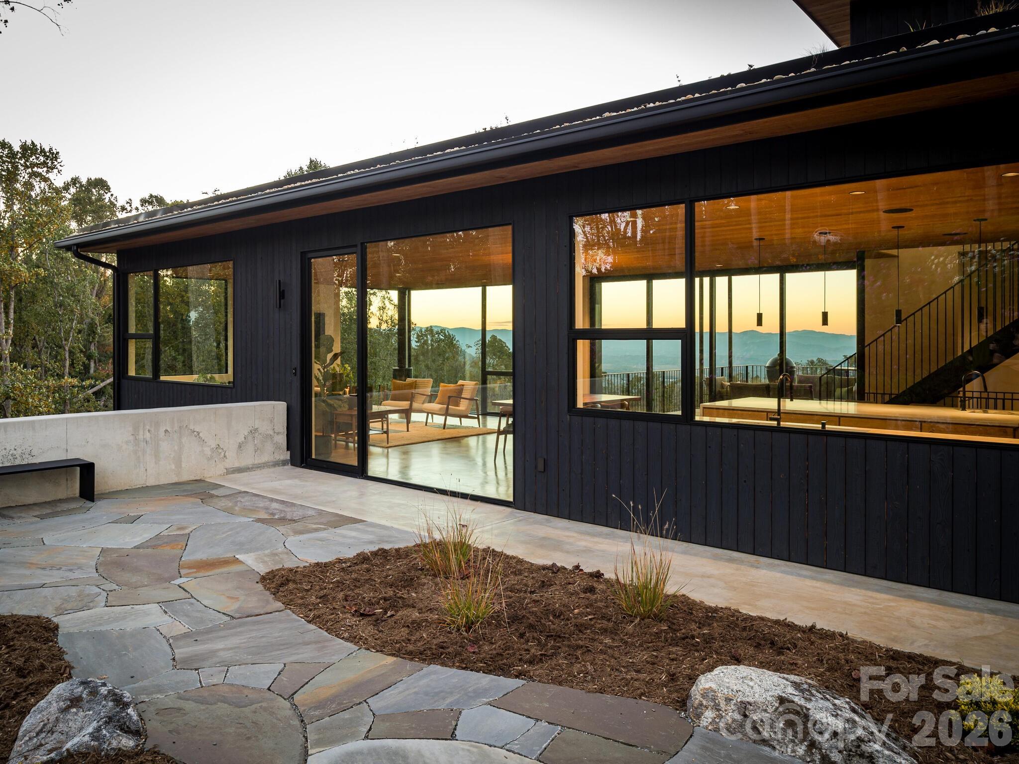 122 Elk Wallow Trail — Asheville