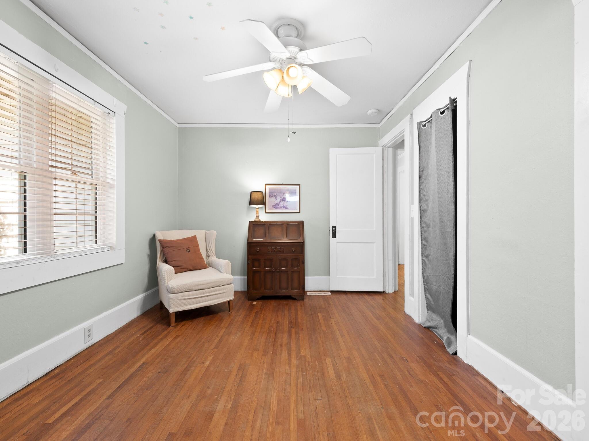 1614 Ridgewood Boulevard — Hendersonville