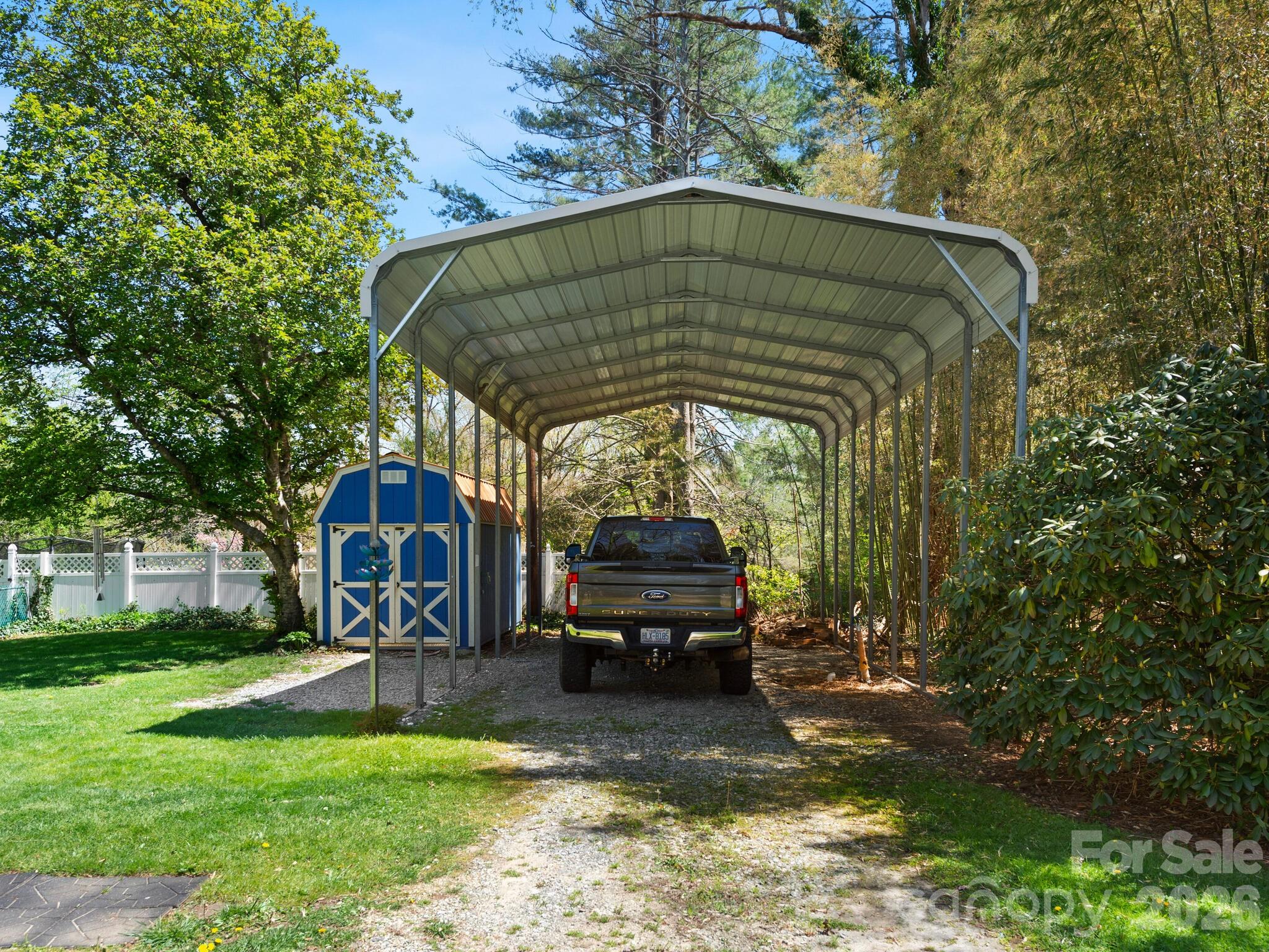 1614 Ridgewood Boulevard — Hendersonville
