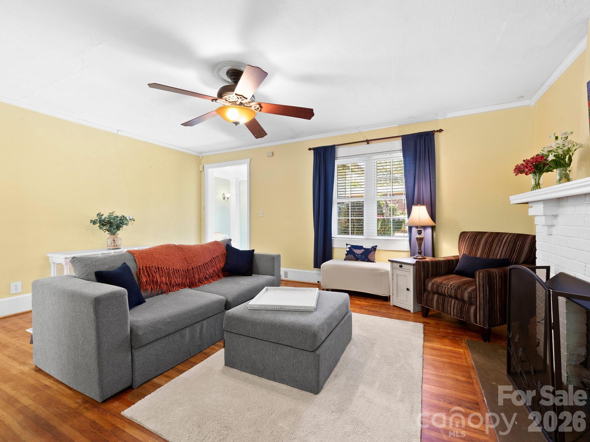1614 Ridgewood Boulevard — Hendersonville