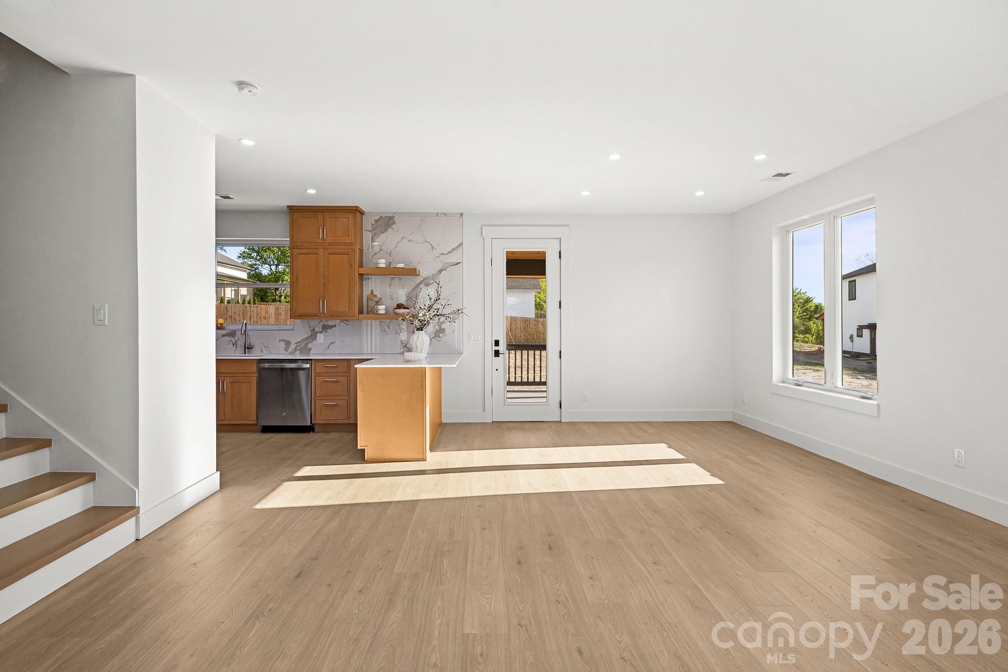 742 New Hope Road — Flat Rock
