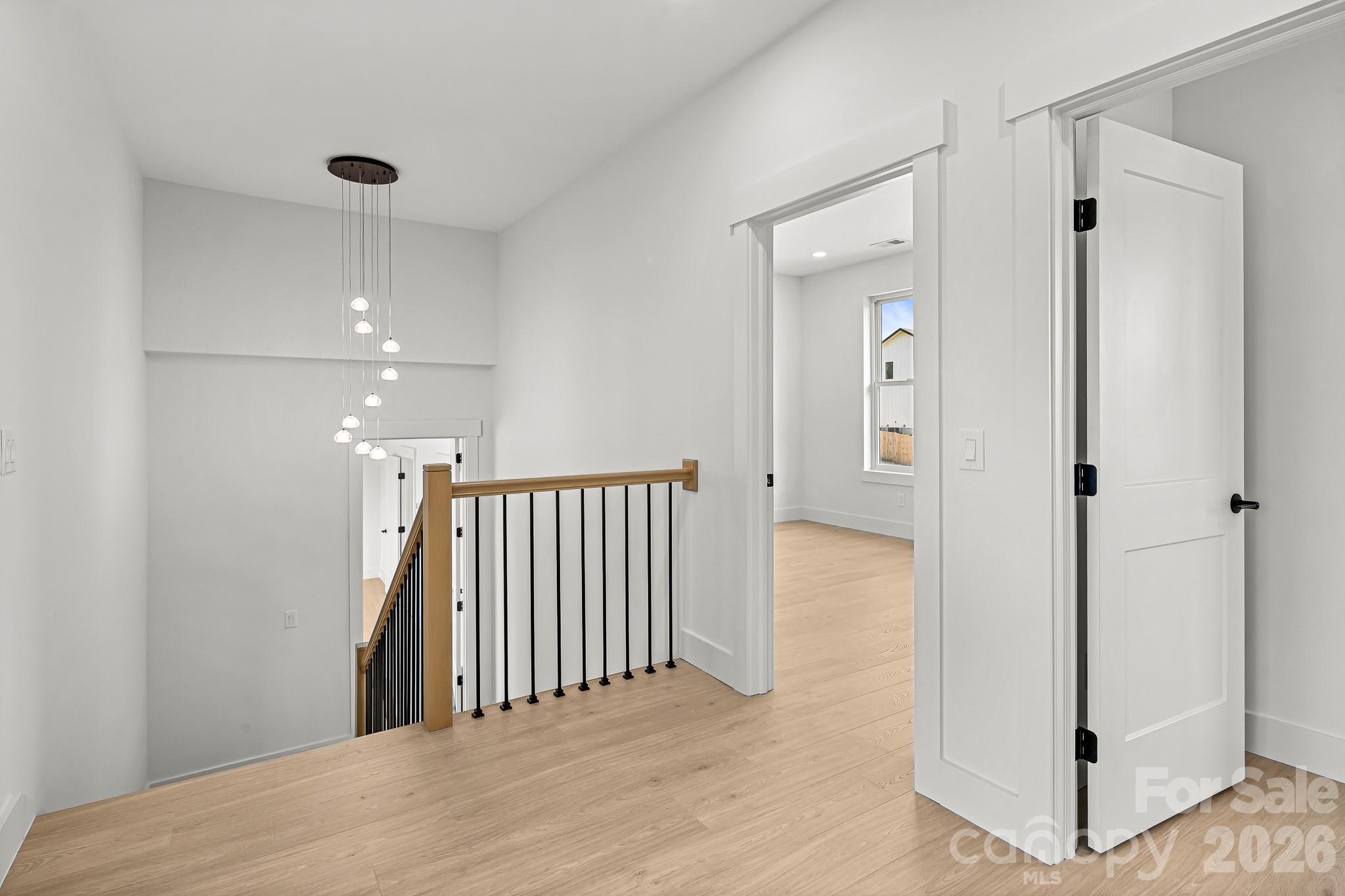 742 New Hope Road — Flat Rock