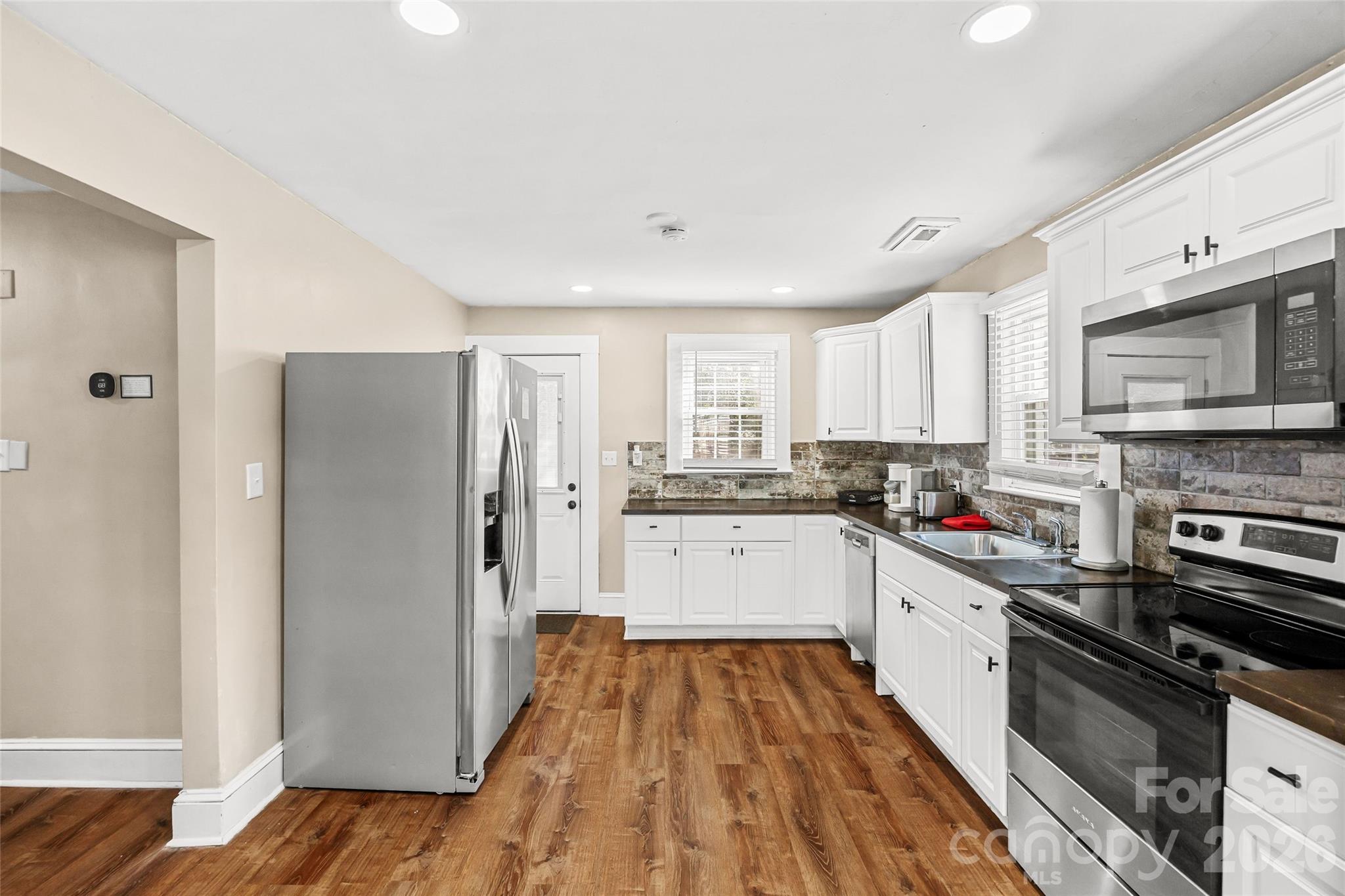 2738 Catalina Avenue — Charlotte